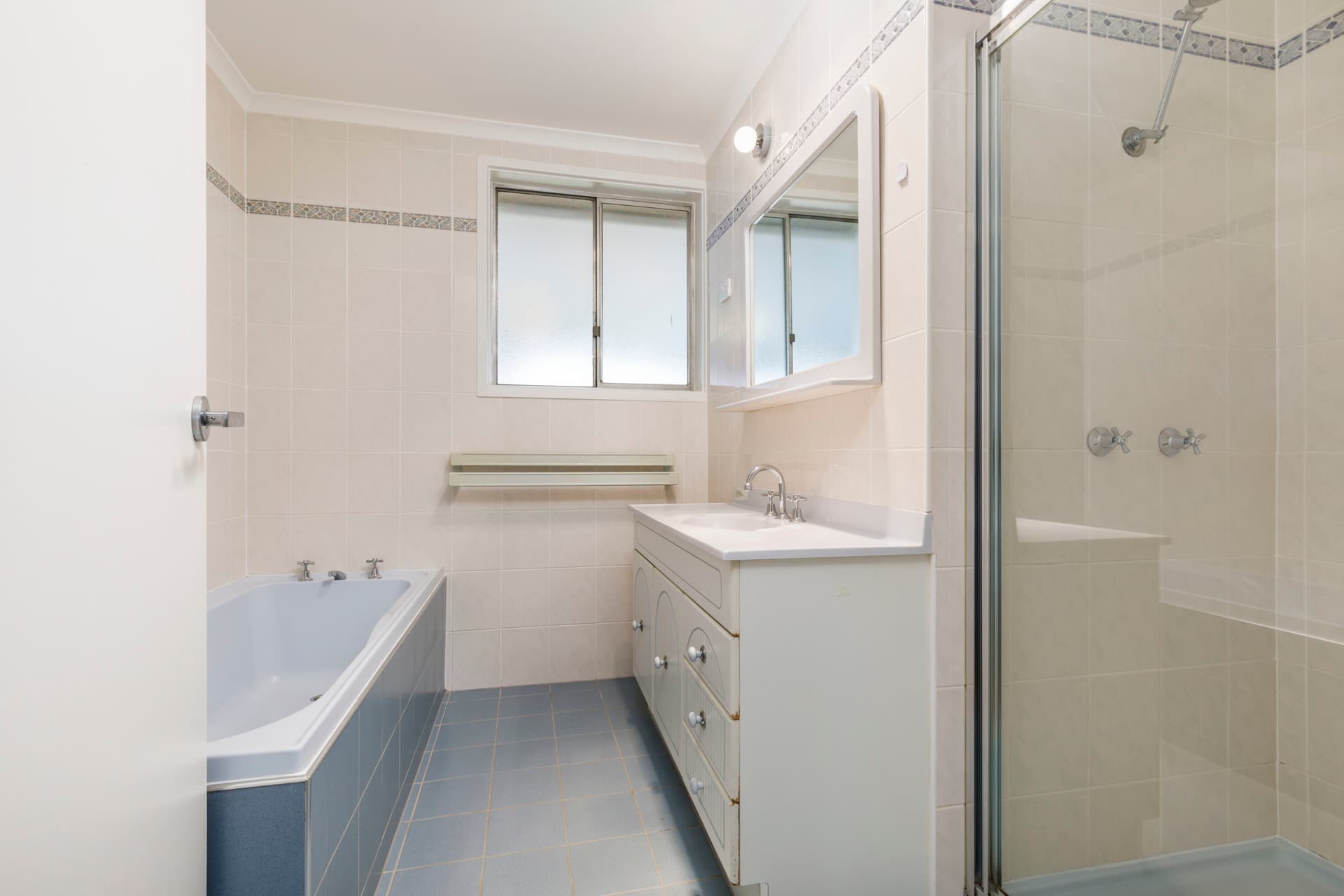 41 Northmore Crescent, Higgins ACT 2615, Higgins - Thumbnail 2