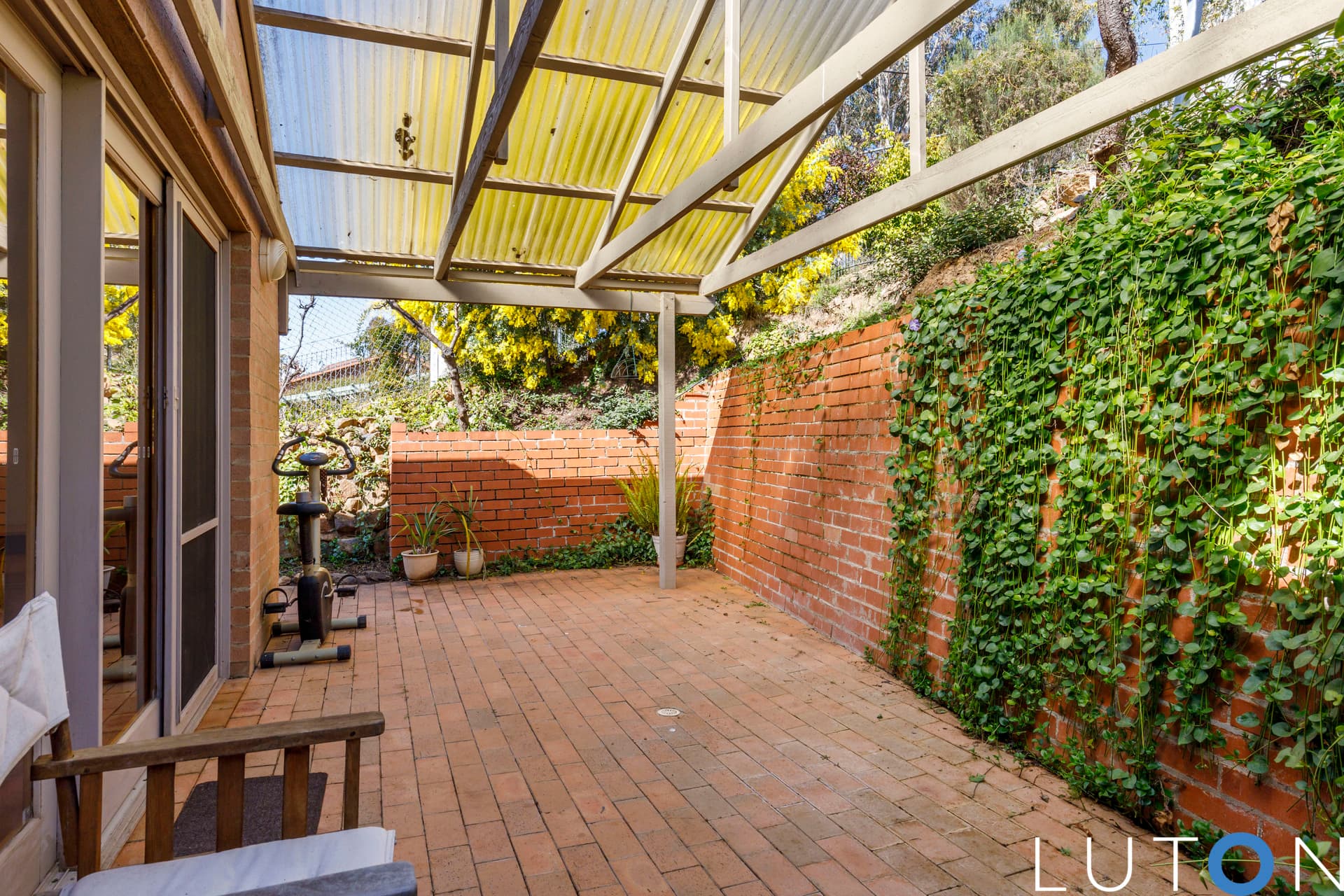 24 Meredith Circuit, Kambah ACT 2902, Kambah - Thumbnail 4