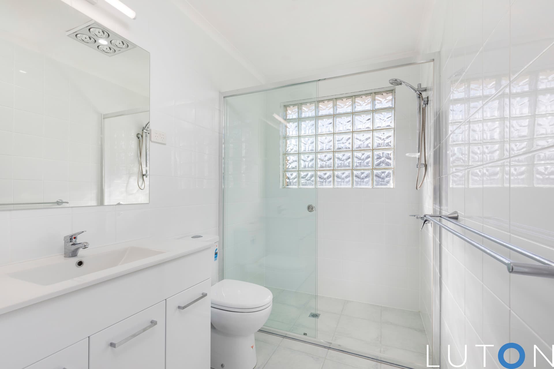 11 Stumm Place, Latham ACT 2615, Latham - Thumbnail 2
