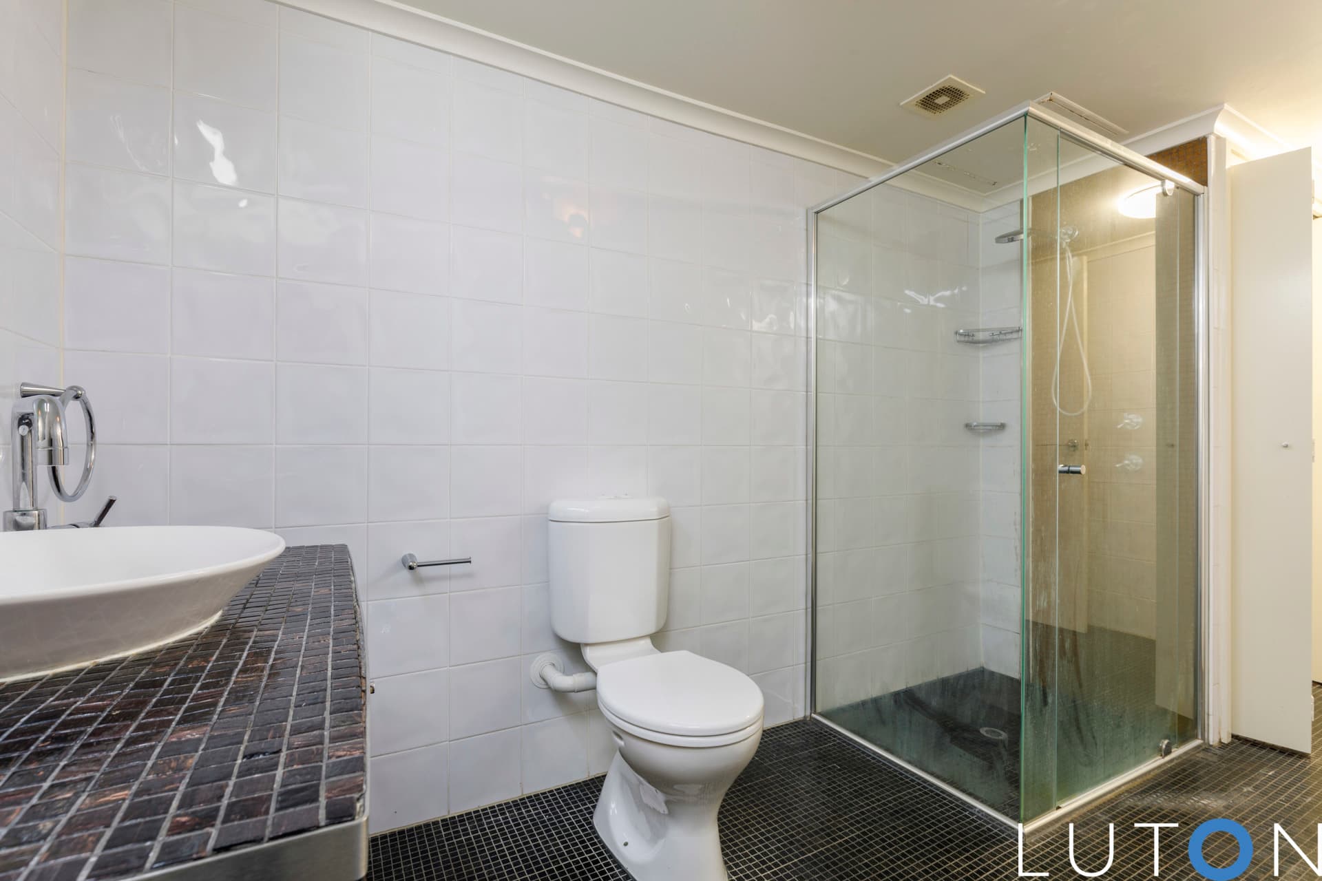 109/16 Moore Street, City ACT 2601, City - Thumbnail 2