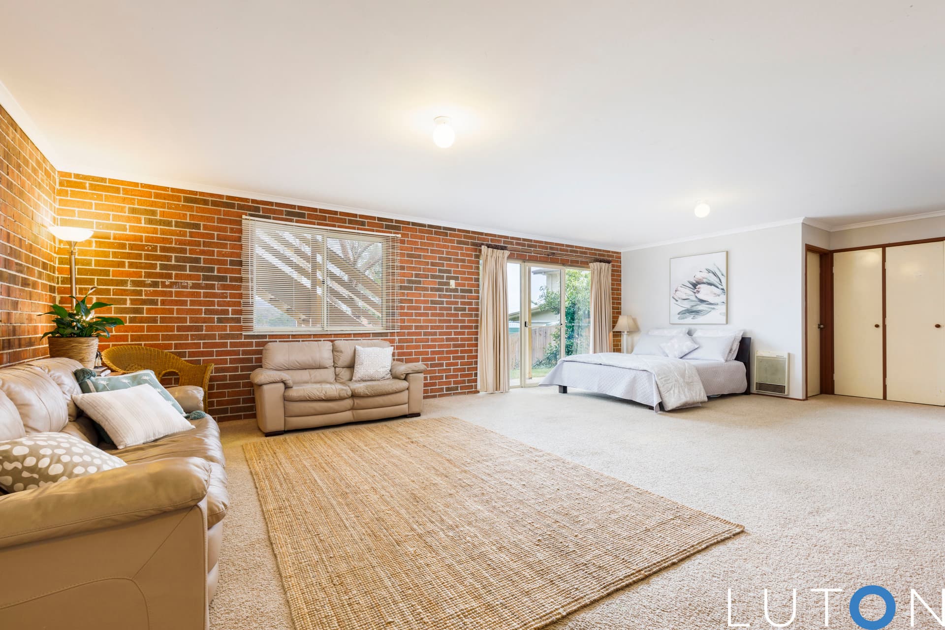 54 Julia Flynn Avenue, Isaacs ACT 2607, Isaacs - Thumbnail 3