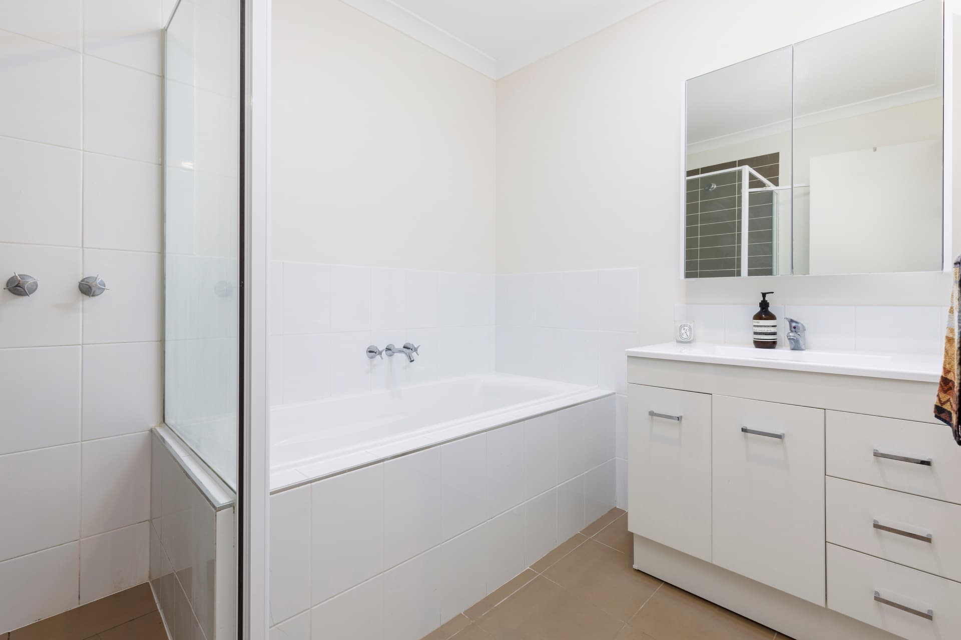 5 Gulwan Street, Ngunnawal ACT 2913, Ngunnawal - Thumbnail 3