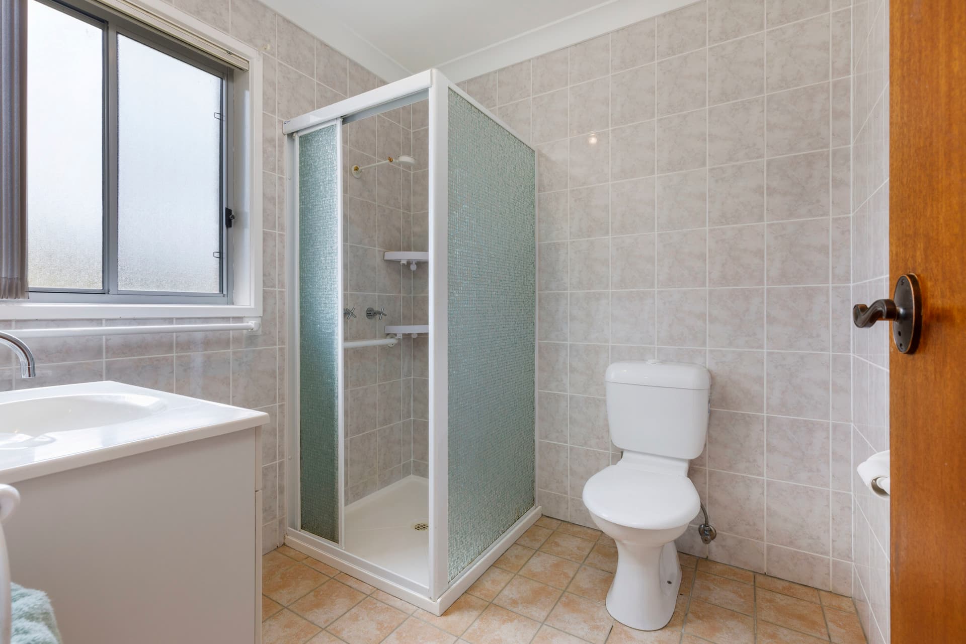 216 Southern Cross Drive, Latham ACT 2615, Latham - Thumbnail 5