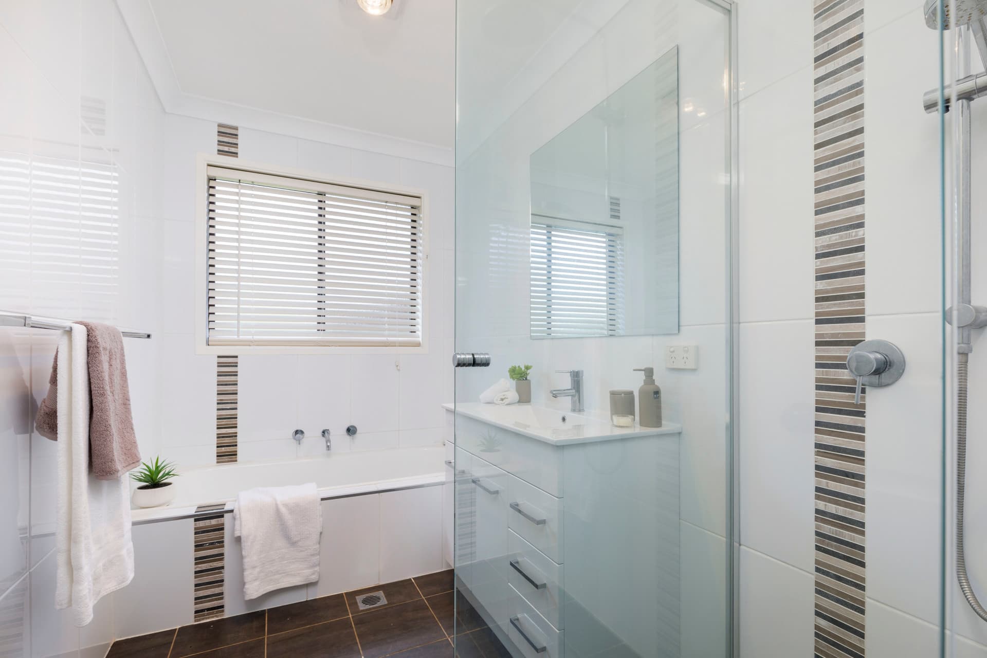 12 Sowden Street, McKellar ACT 2617, McKellar - Thumbnail 8
