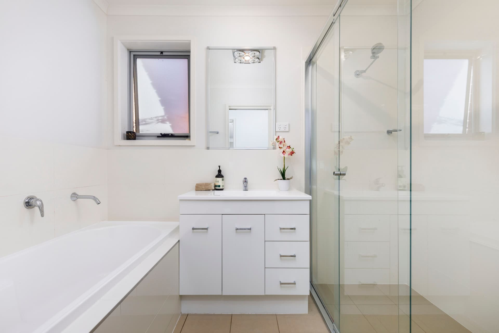 32 Cocoparra Crescent, Crace ACT 2911, Crace - Thumbnail 8