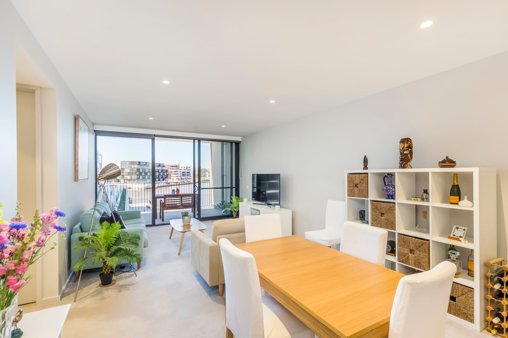 12/10 Trevillian Quay, Kingston ACT 2604, Kingston - Thumbnail 2