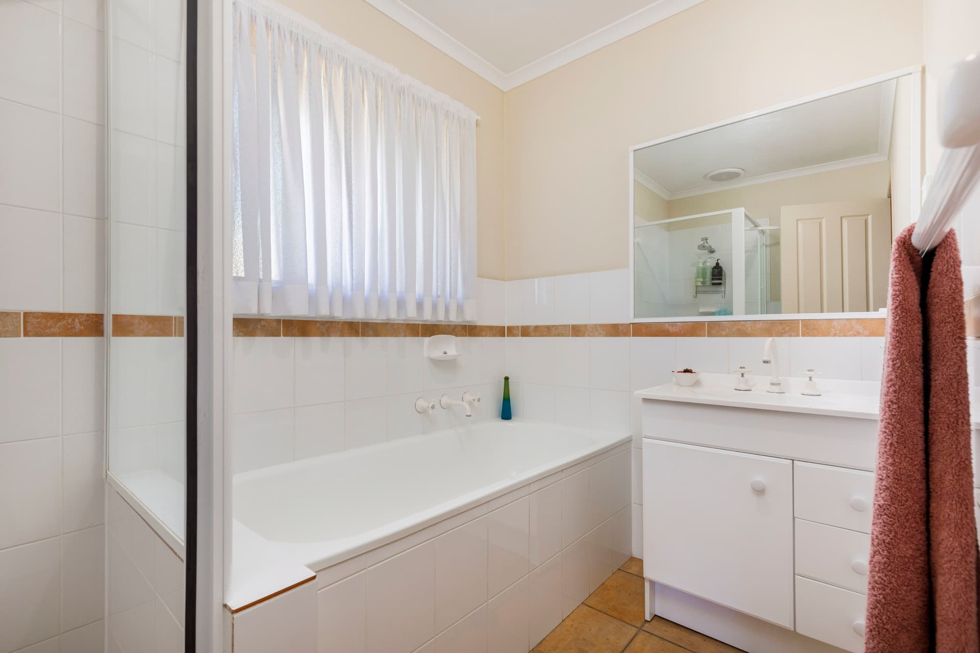 15 Candlebark Close, Nicholls ACT 2913, Nicholls - Thumbnail 5