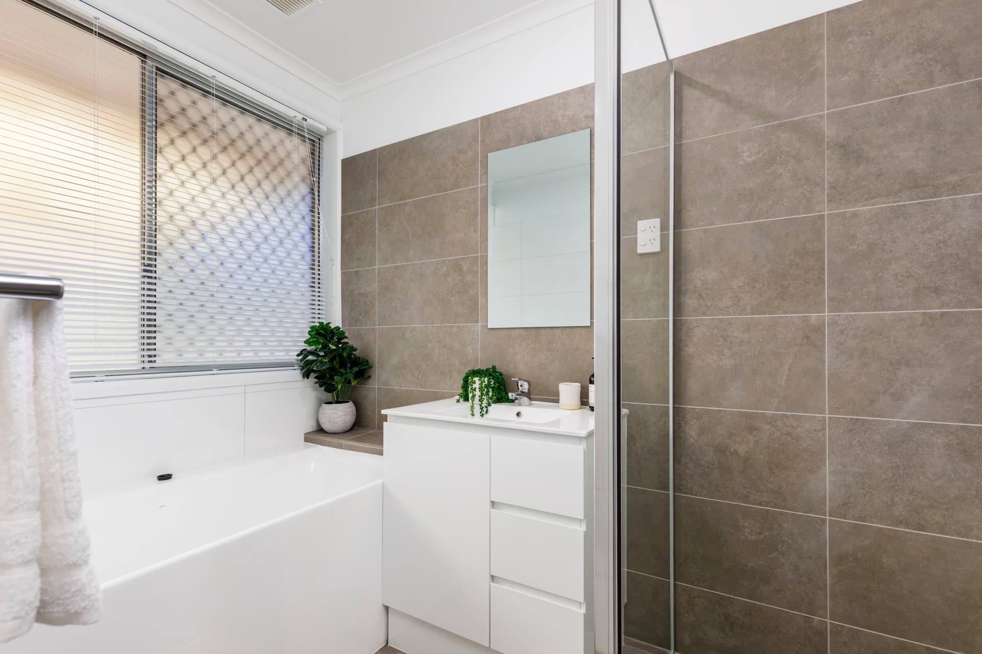 10 Messenger Street, Holt ACT 2615, Holt - Image 1