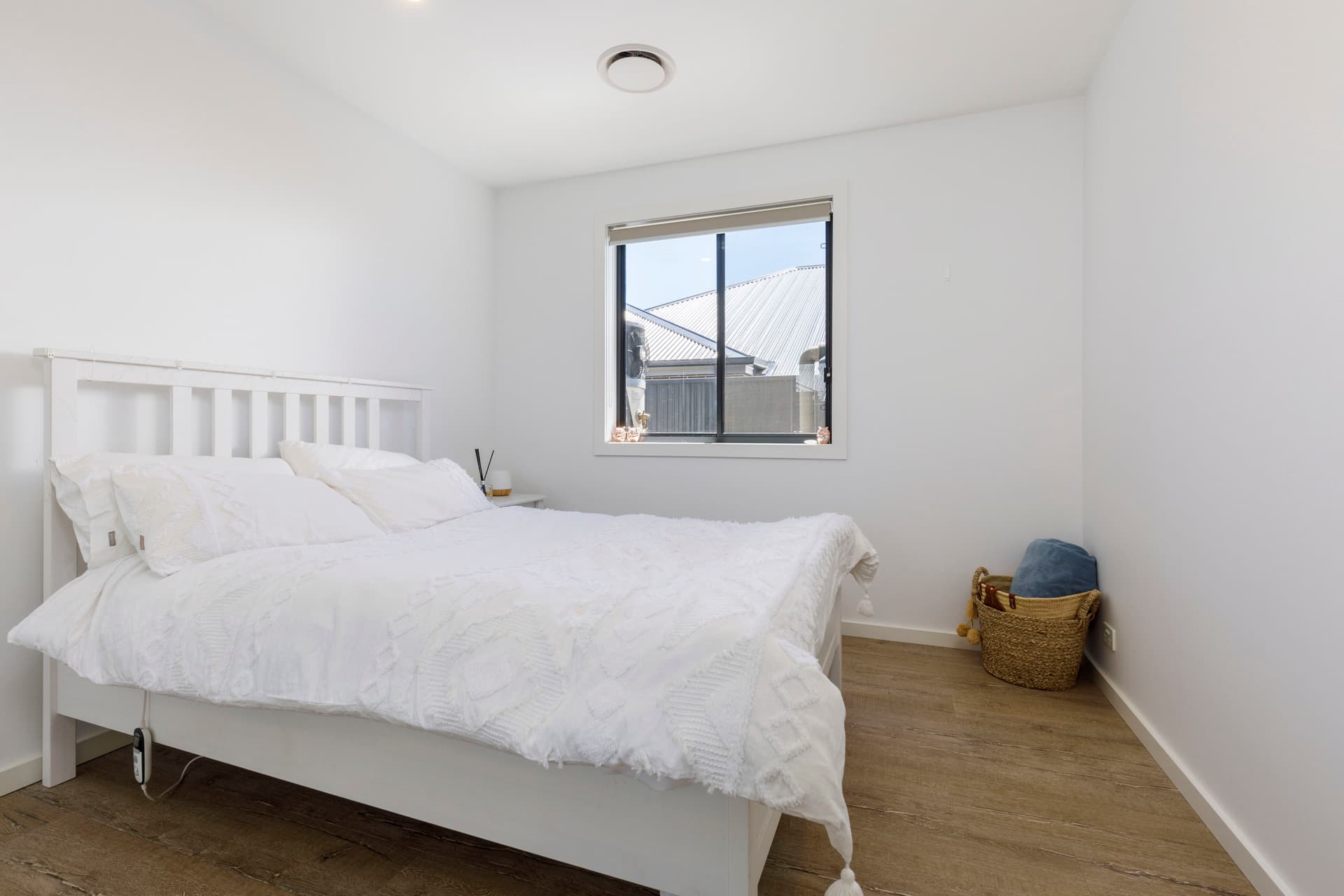 2/13 Kingham Place, Charnwood ACT 2615, Charnwood - Thumbnail 2