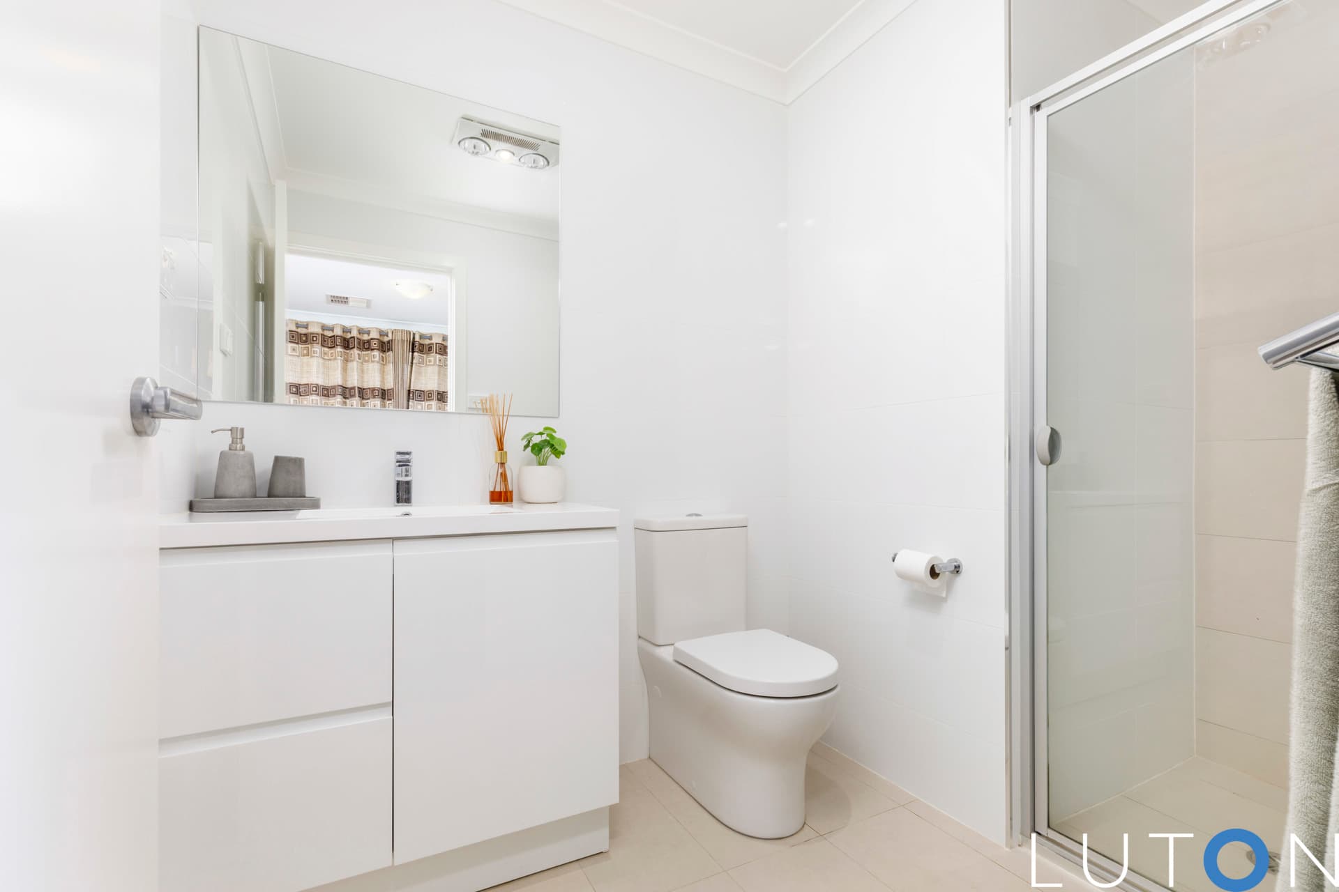 1/1 Gifford Street, Coombs ACT 2611, Coombs - Thumbnail 3