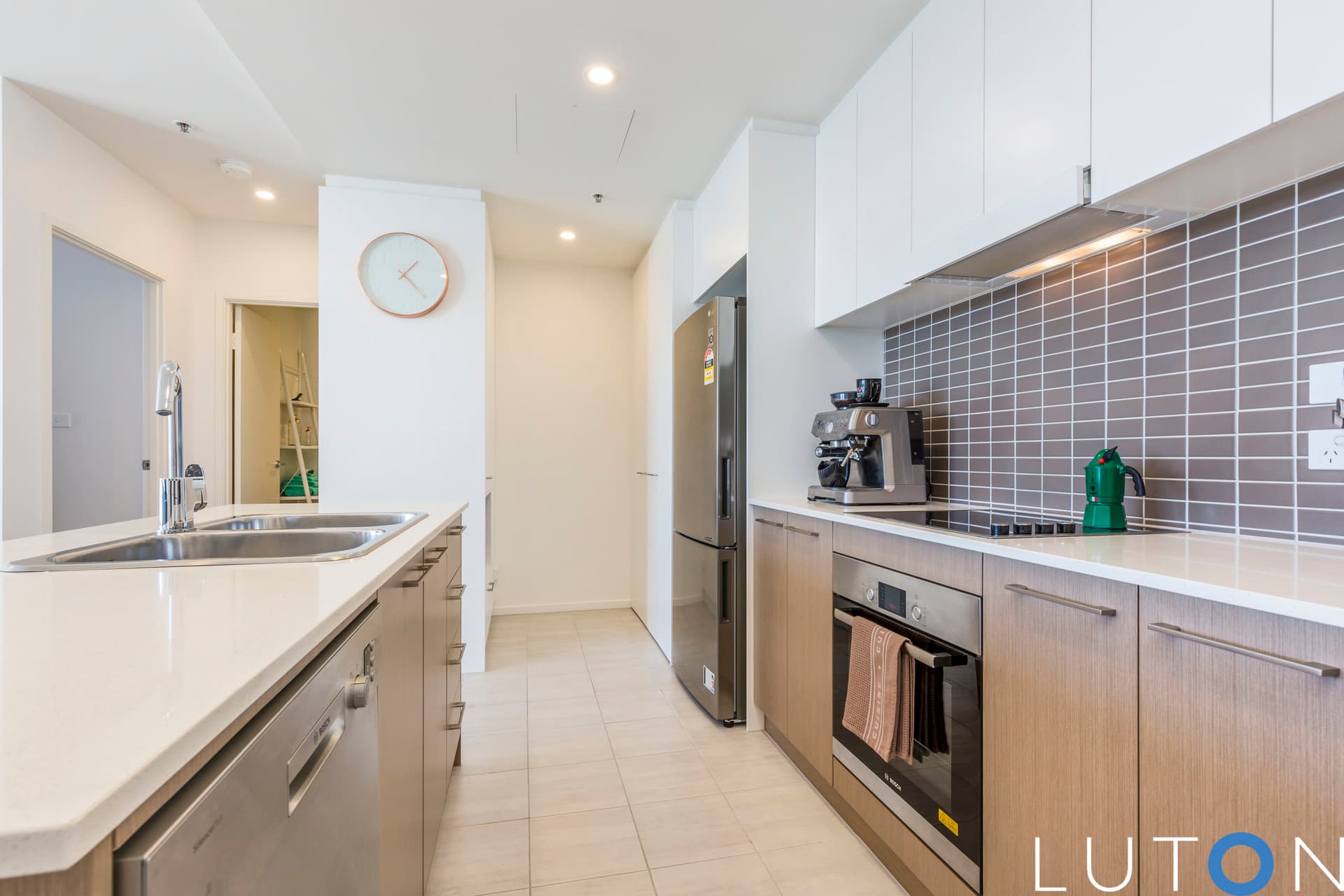 215/7 Irving Street, Phillip ACT 2606, Phillip - Thumbnail 2