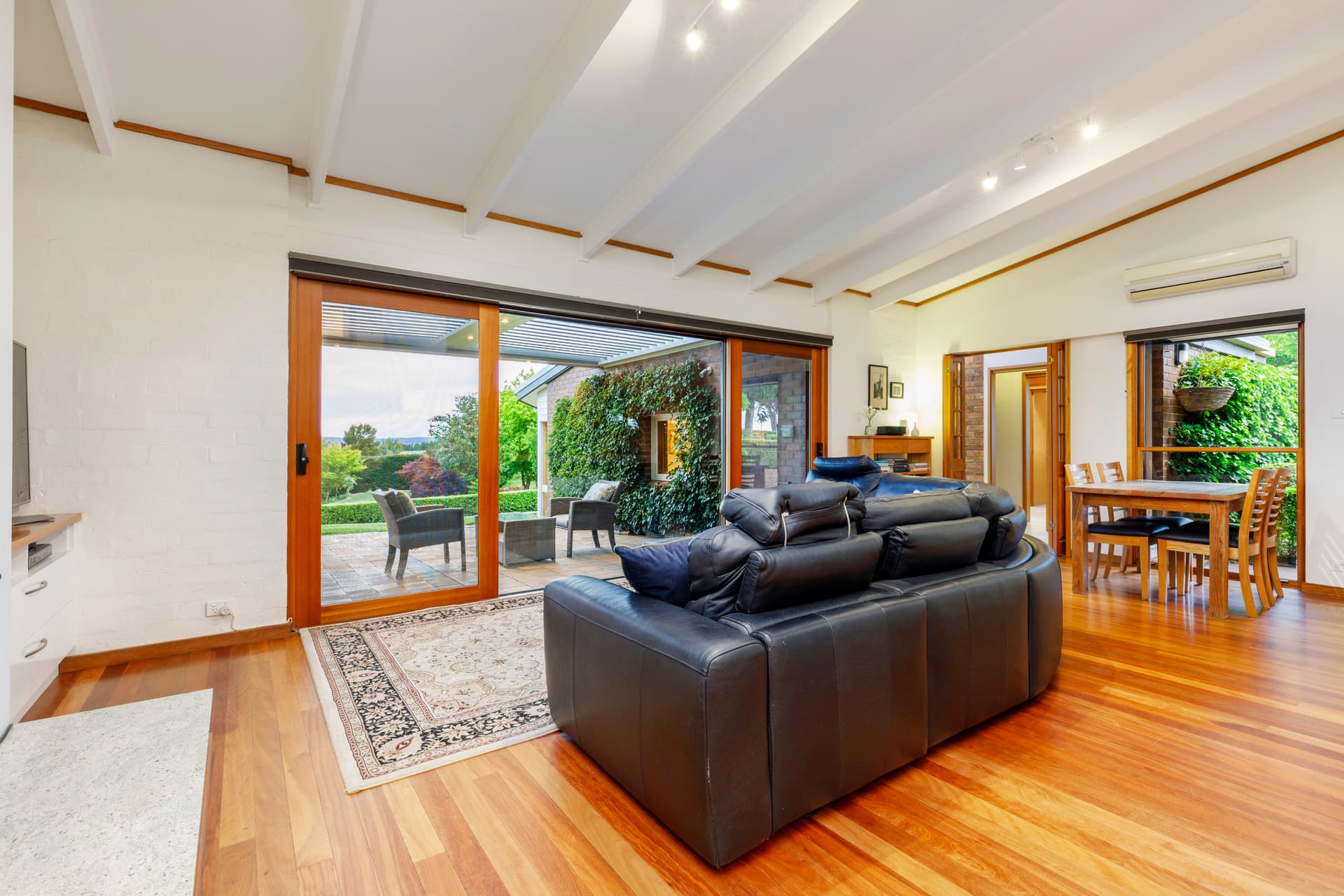 72 Darmody Place, Sutton NSW 2620, Sutton - Thumbnail 3