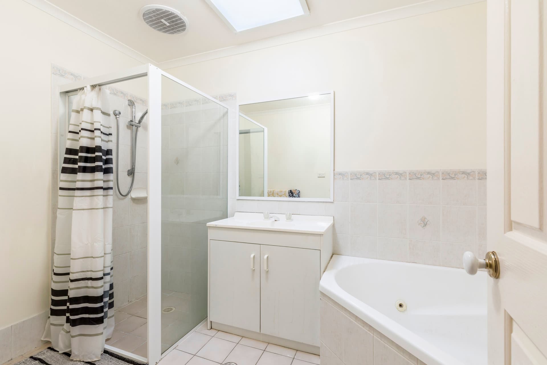 3/5 Blakey Close, Monash ACT 2904, Monash - Thumbnail 5