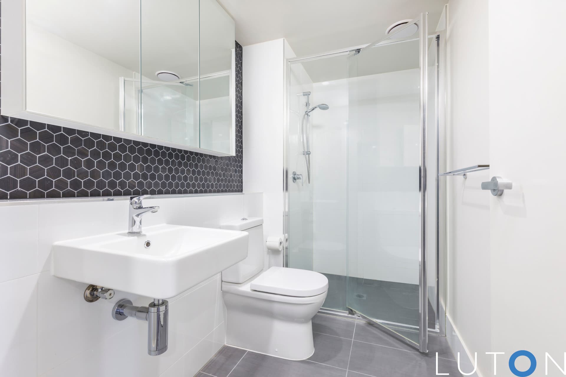 342/325 Anketell Street, Greenway ACT 2900, Greenway - Thumbnail 2