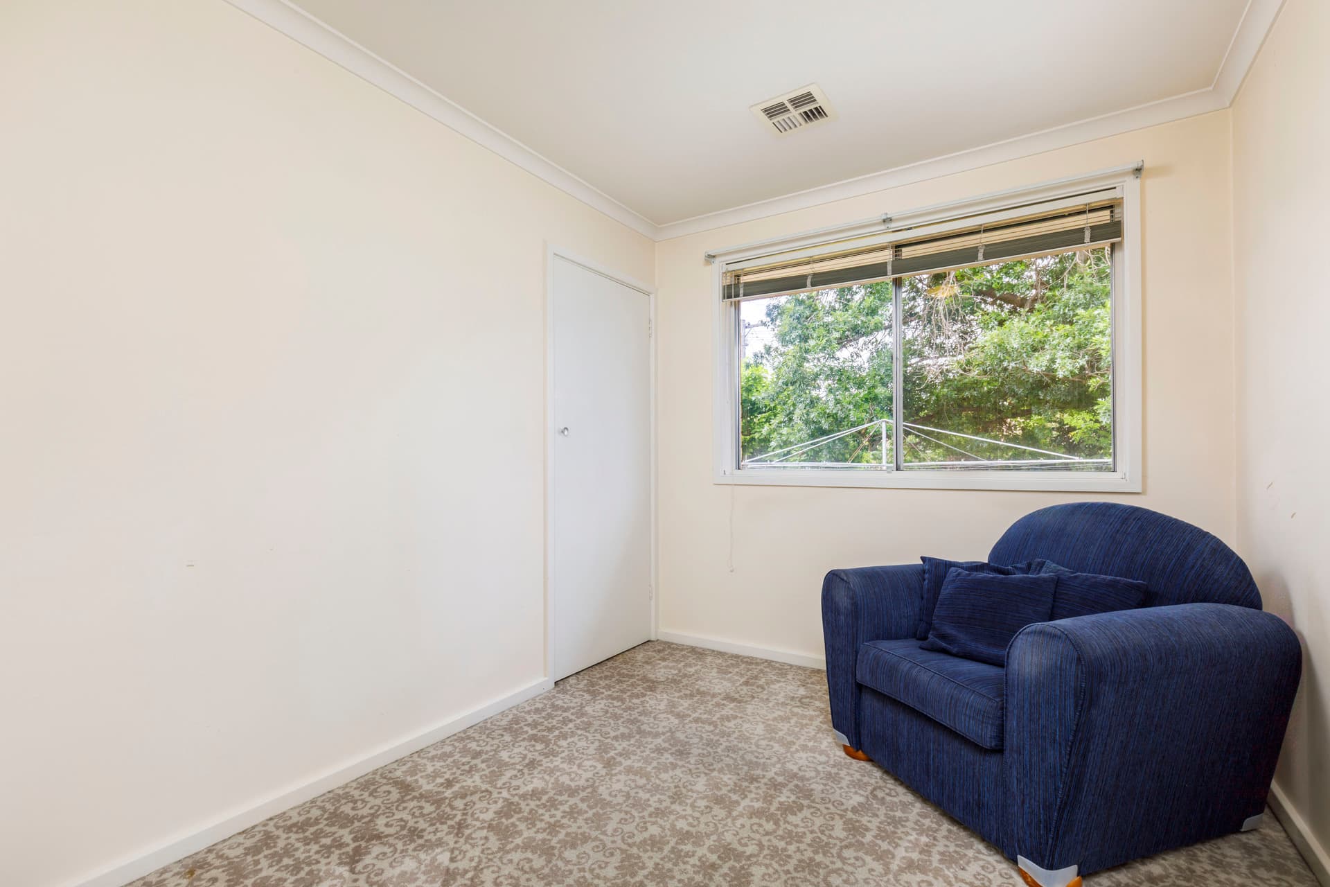 69 Blackman Crescent, Macquarie ACT 2614, Macquarie - Thumbnail 3