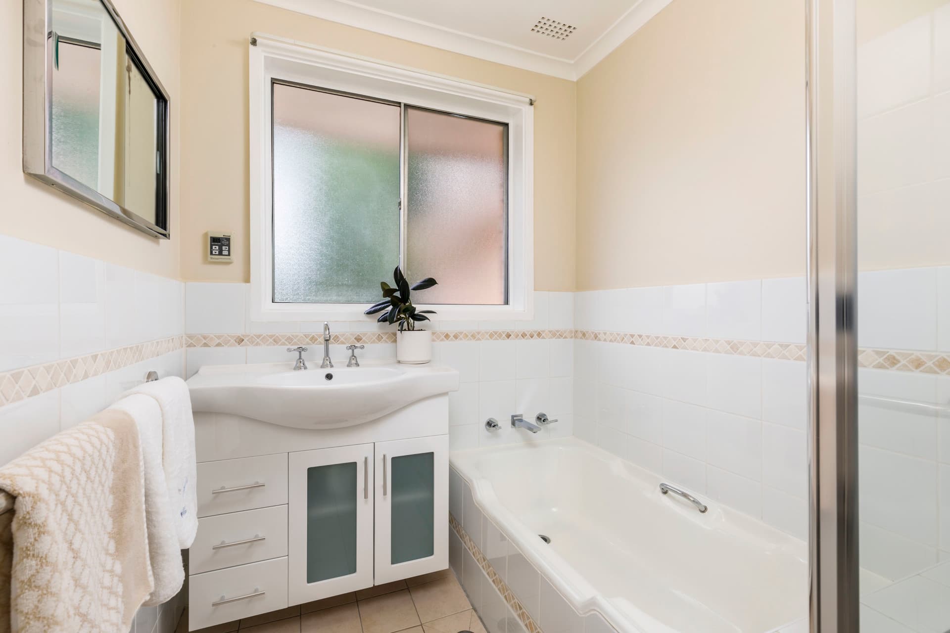 69 Blackman Crescent, Macquarie ACT 2614, Macquarie - Thumbnail 4