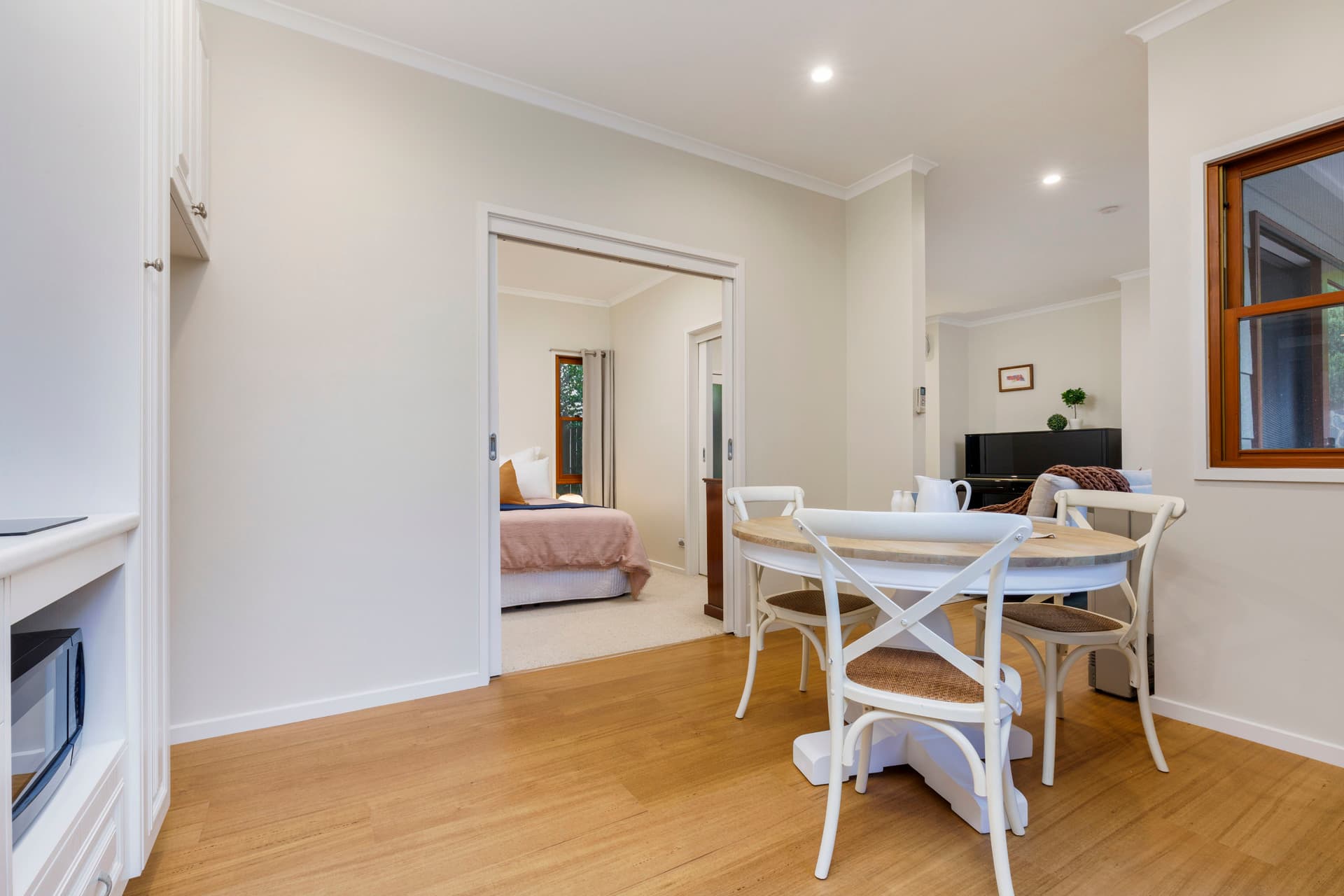 14 Hamelin Crescent, Narrabundah ACT 2604, Narrabundah - Thumbnail 5
