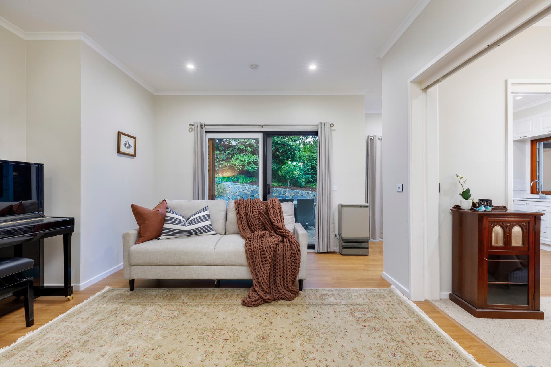 14 Hamelin Crescent, Narrabundah ACT 2604, Narrabundah - Thumbnail 3