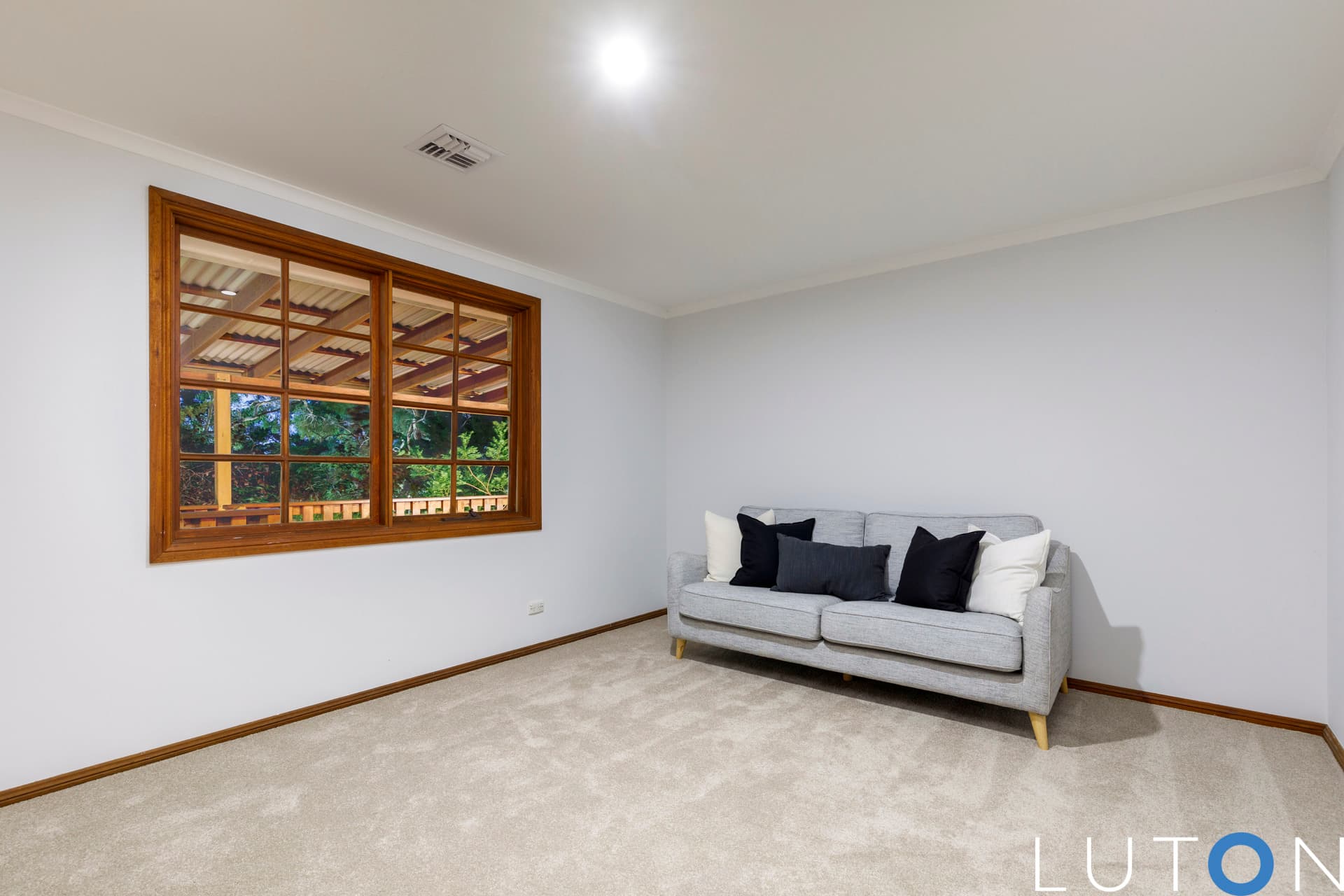 2 Wheatley Street, Gowrie ACT 2904, Gowrie - Thumbnail 2