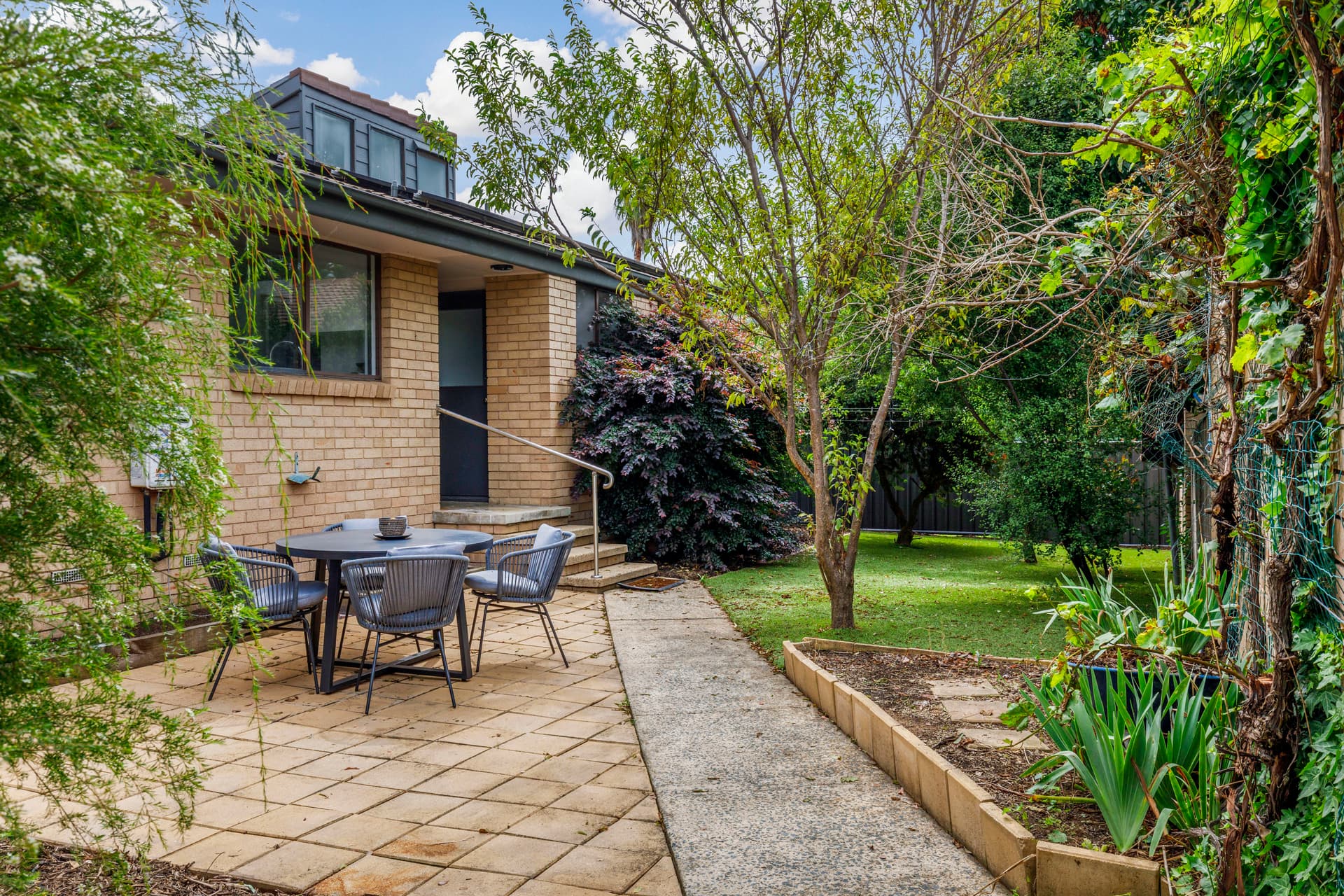 2/35 Lochbuy Street, Macquarie ACT 2614, Macquarie - Thumbnail 2