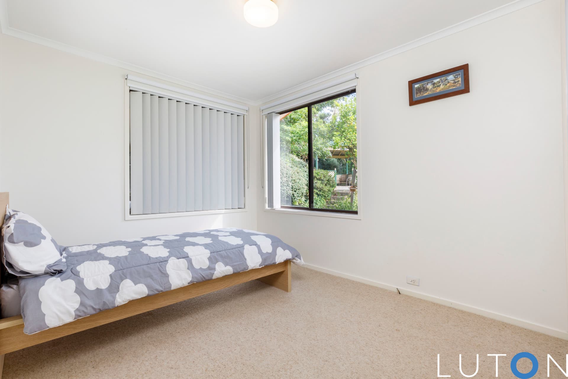 5 Simon Place, Kambah ACT 2902, Kambah - Thumbnail 3
