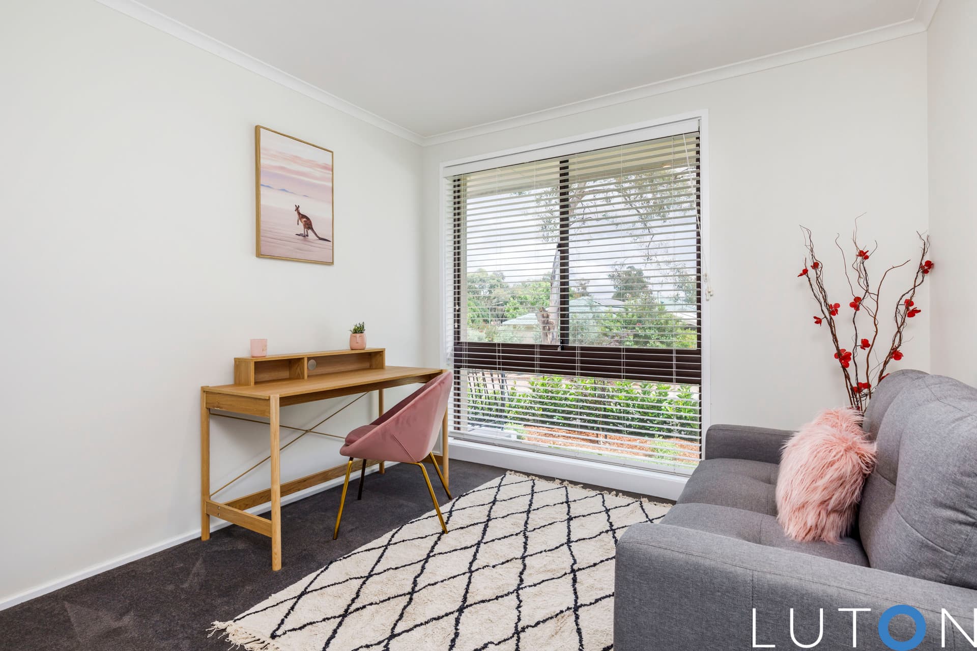 16 Lansell Circuit, Wanniassa ACT 2903, Wanniassa - Thumbnail 3