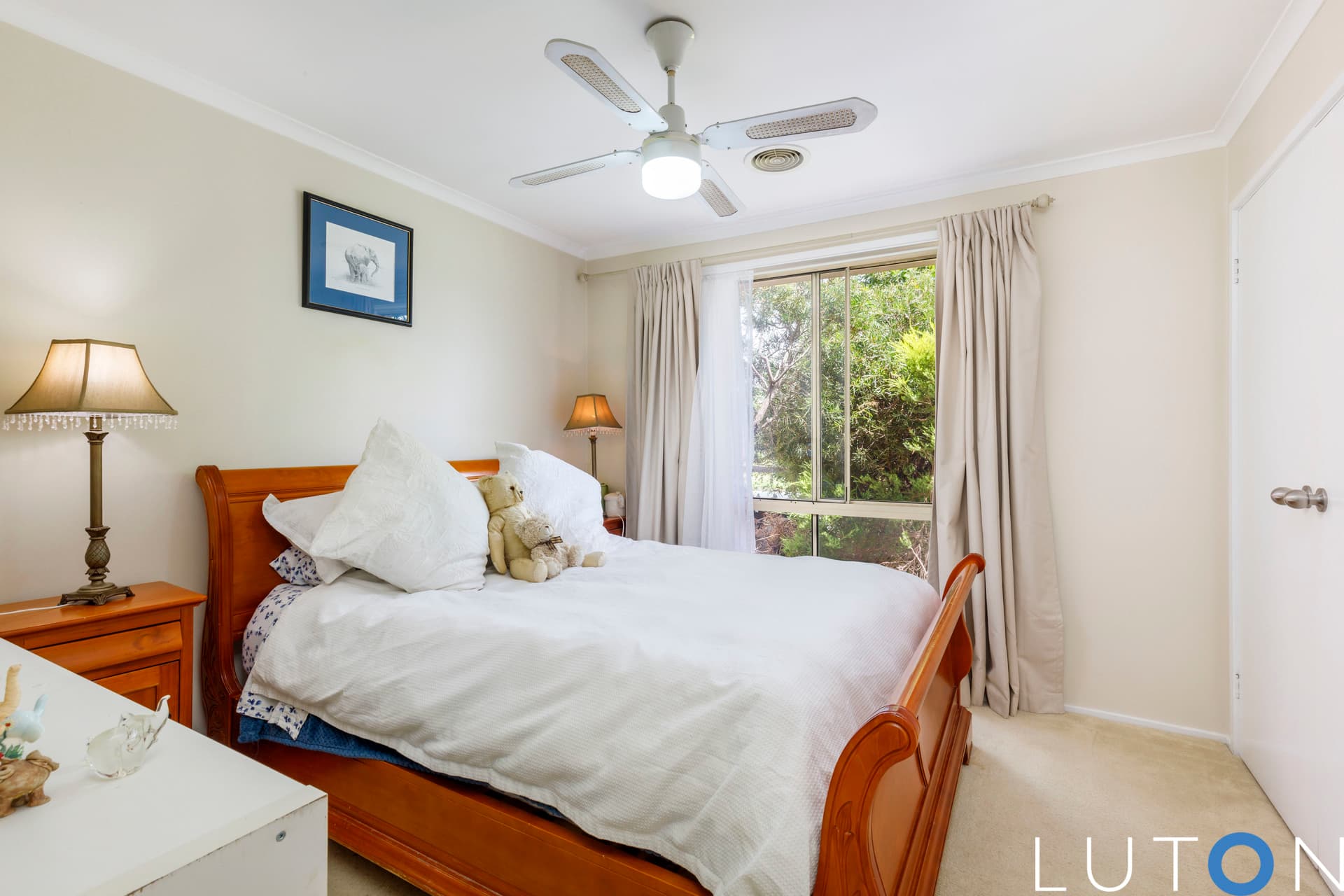 18 Jondol Place, Isabella Plains ACT 2905, Isabella Plains - Thumbnail 2