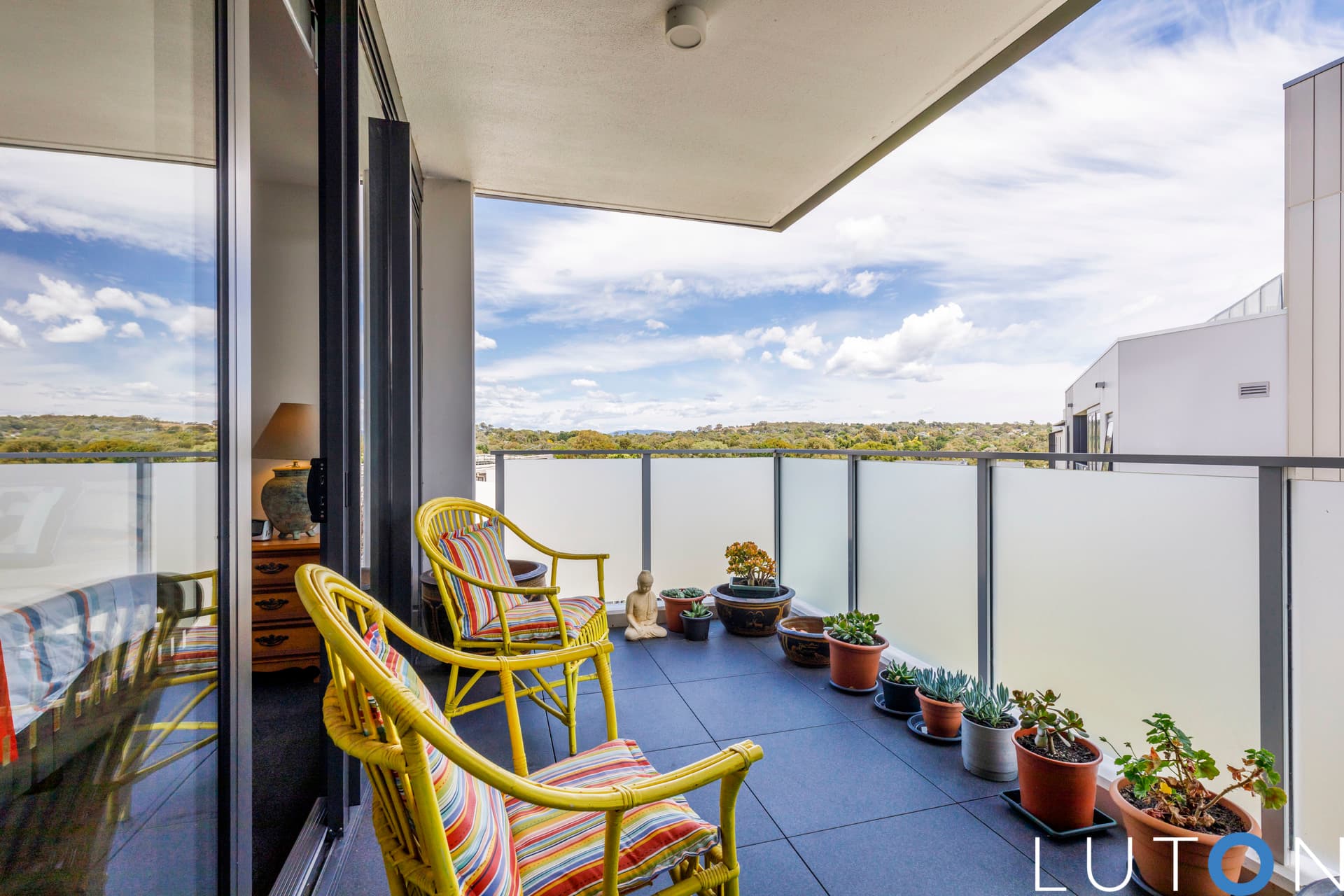 61/4 Henshall Way, Macquarie ACT 2614, Macquarie - Thumbnail 2