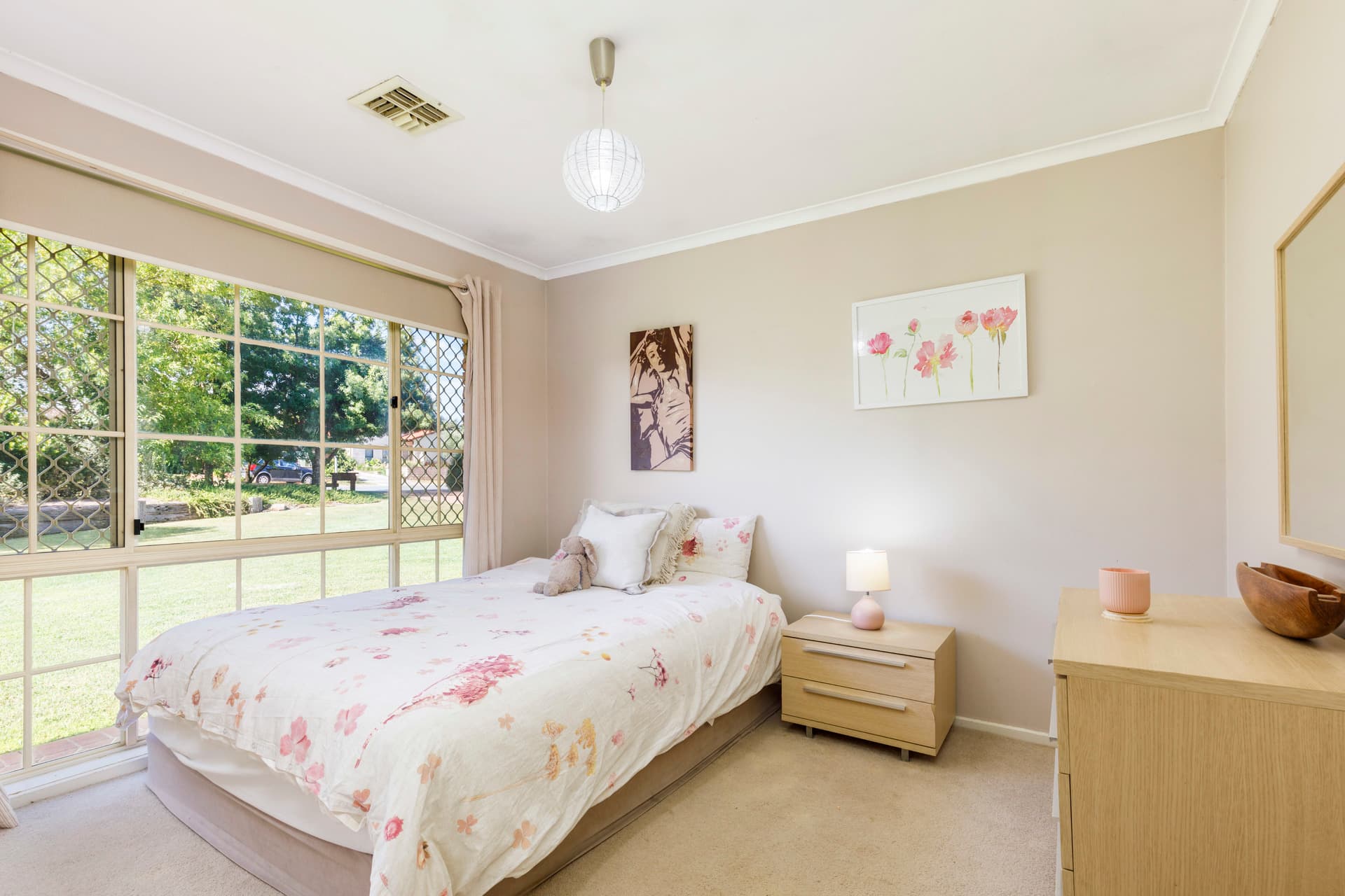 9 Iredale Place, Gordon ACT 2906, Gordon - Thumbnail 3