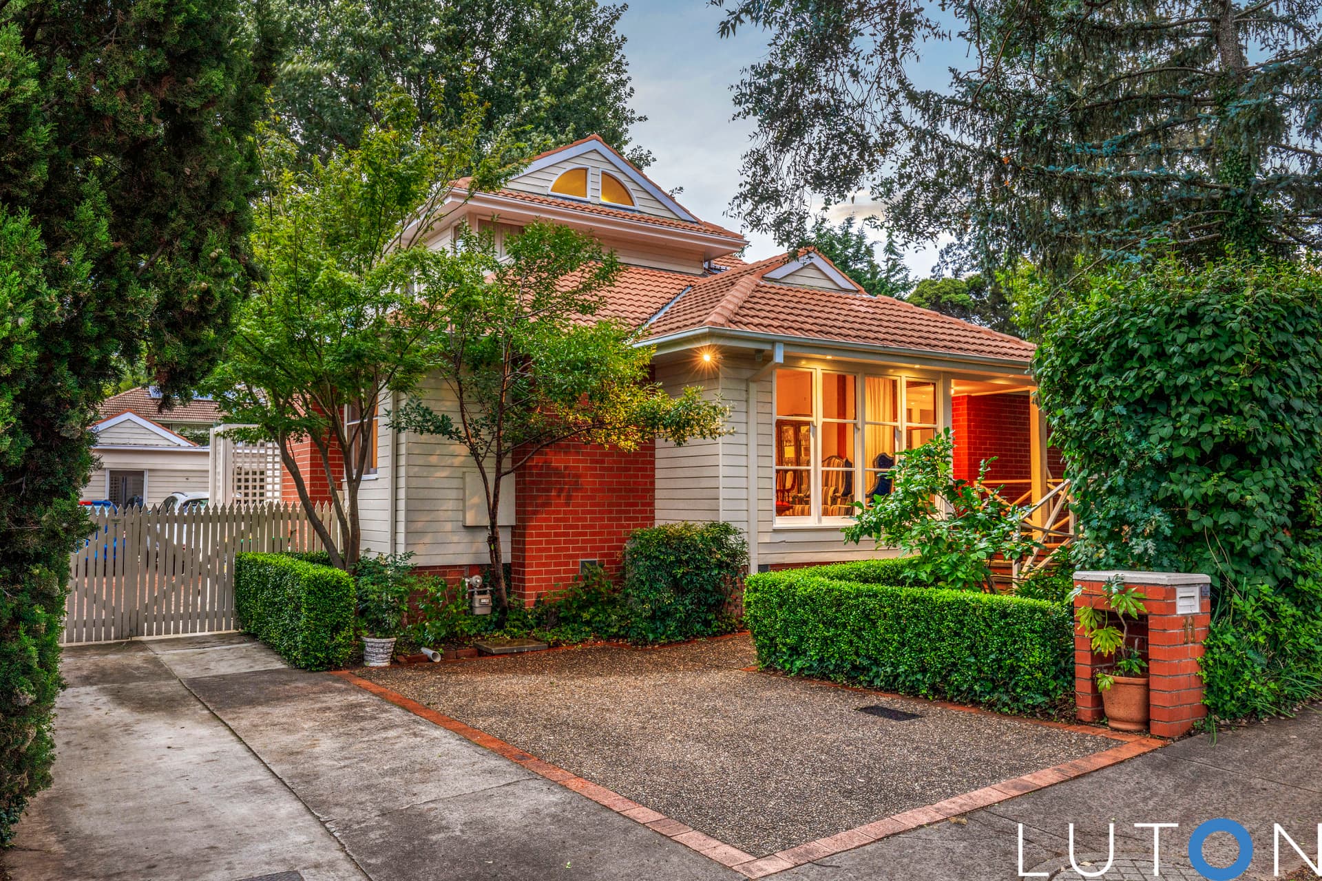 11 Schomburgk Street, Yarralumla ACT 2600, Yarralumla - Thumbnail 8