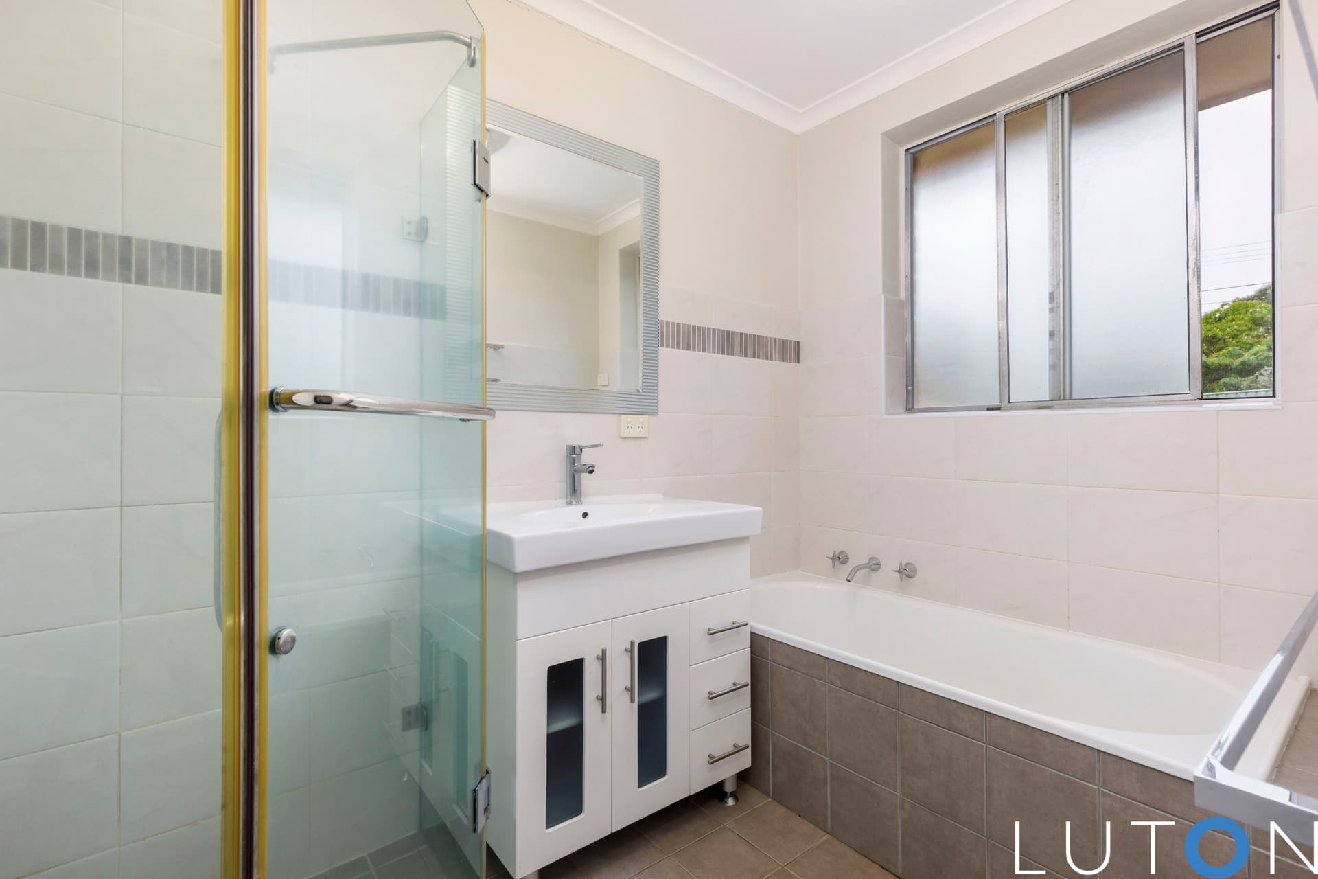 33 Larakia Street, Waramanga ACT 2611, Waramanga - Thumbnail 3