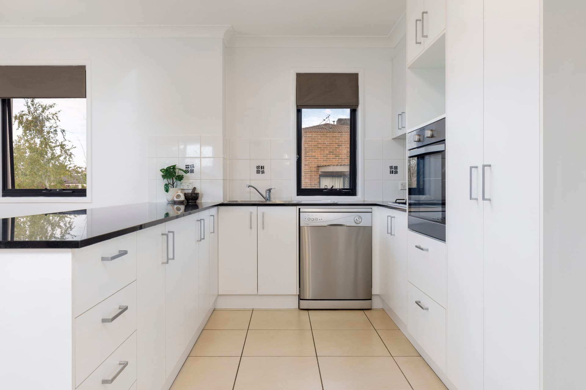 2 Peters Street, Gungahlin ACT 2912, Gungahlin - Image 1