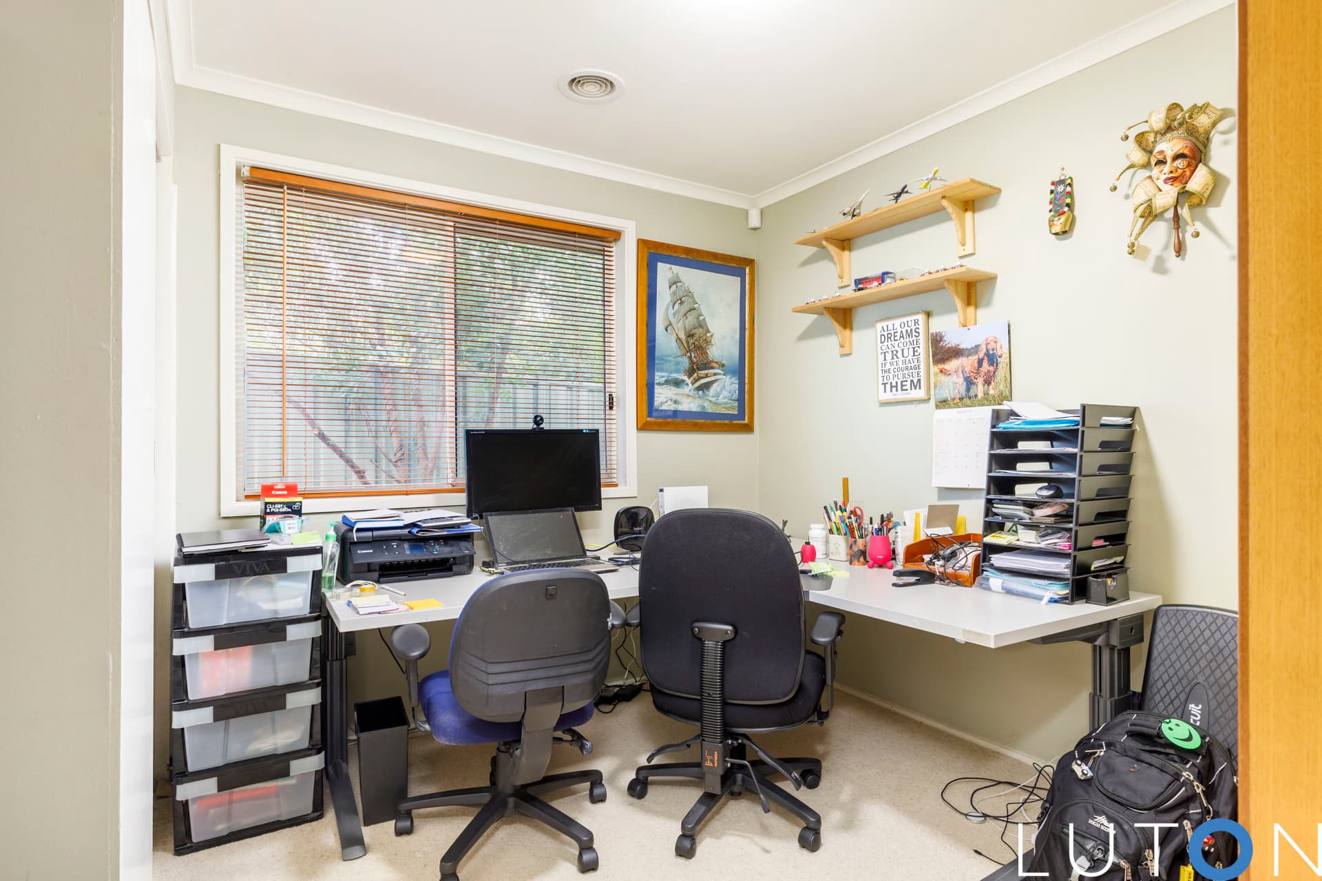 5 Crombie Place, Fadden ACT 2904, Fadden - Thumbnail 4