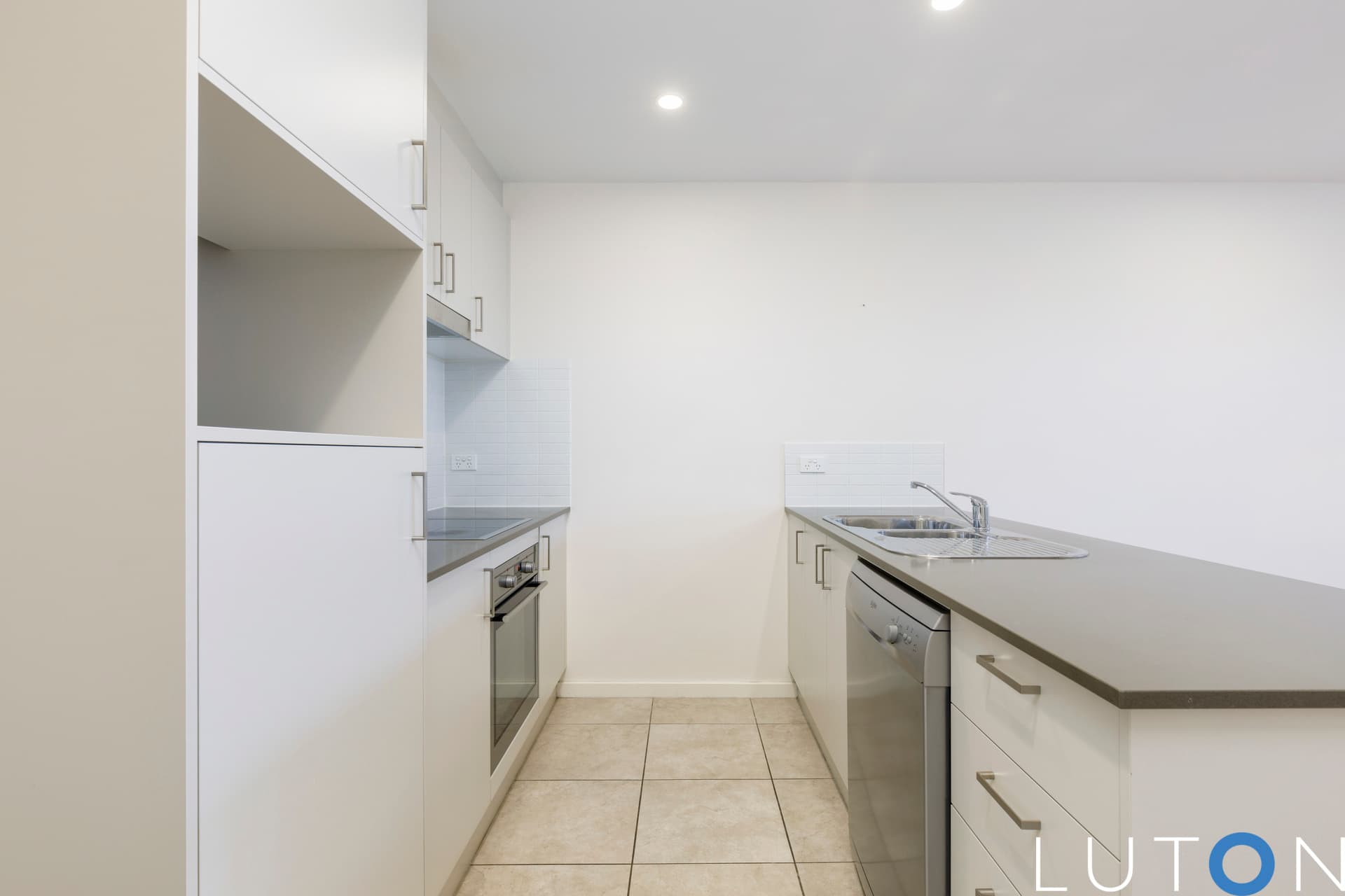 11 Bakewell Street, Coombs ACT 2611, Coombs - Thumbnail 2