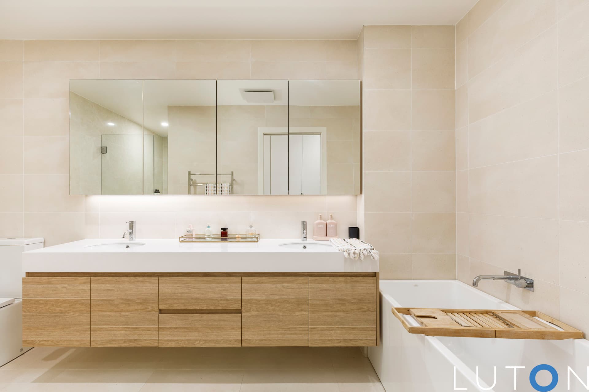 3/22 Canberra Avenue, Forrest ACT 2603, Forrest - Thumbnail 2