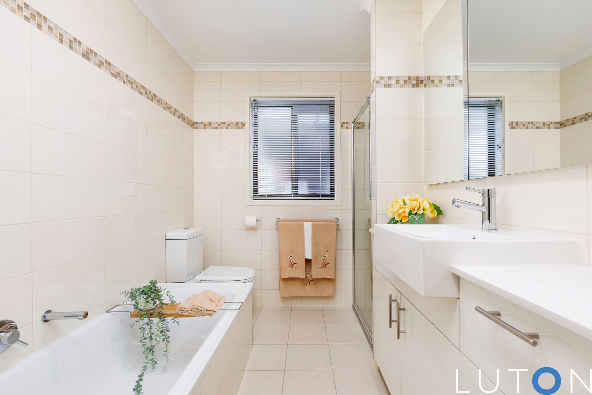 12 Dorrit Black Crescent, Lyneham ACT 2602, Lyneham - Thumbnail 2