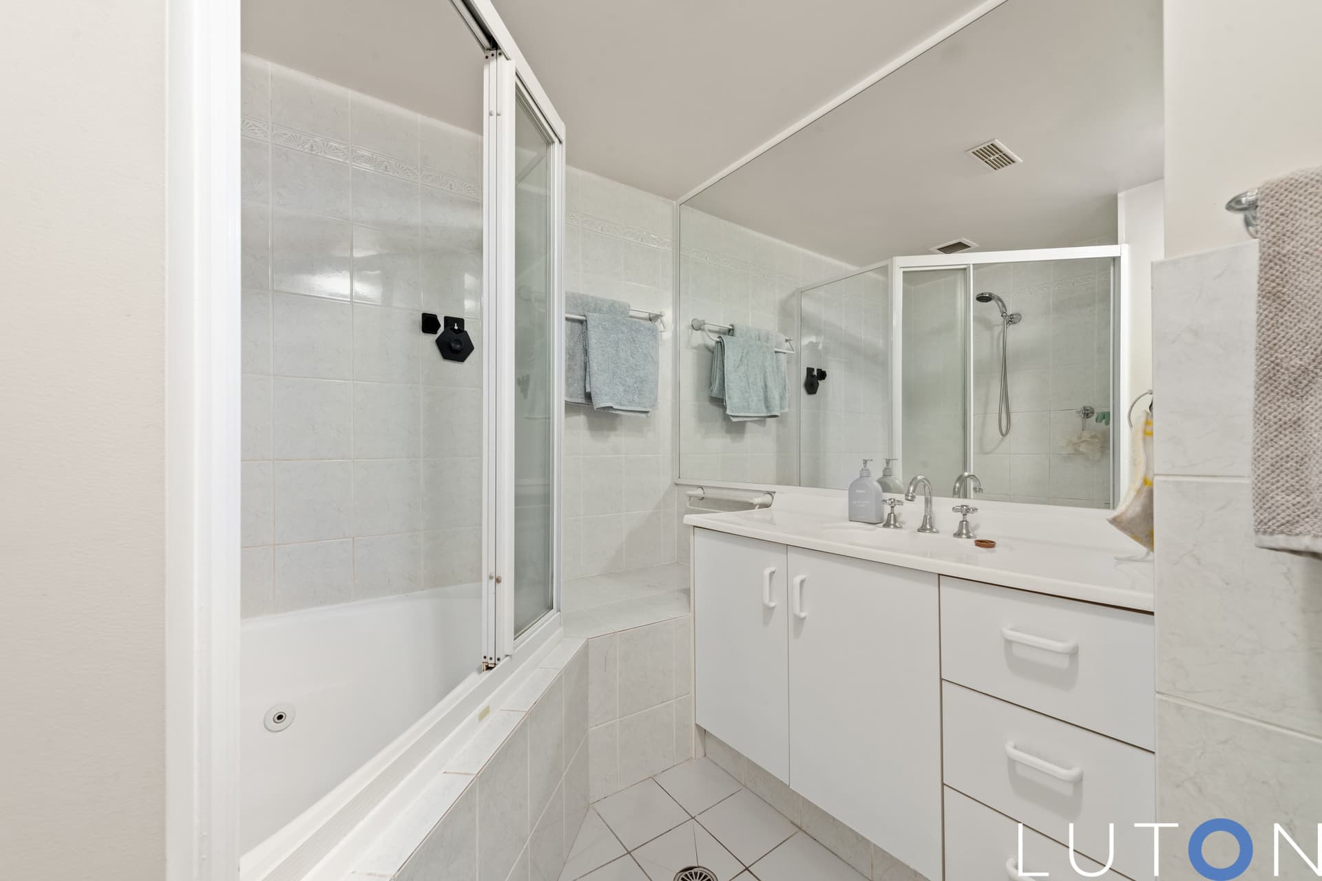 11/19 Howitt Street, Kingston ACT 2604, Kingston - Thumbnail 3