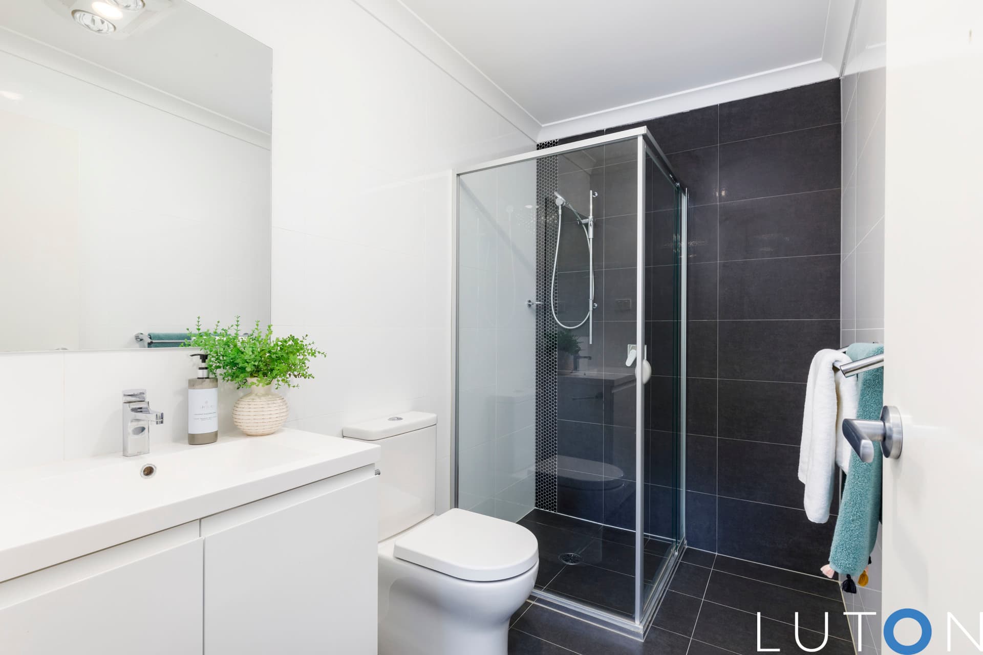 30/1 Gifford Street, Coombs ACT 2611, Coombs - Thumbnail 2