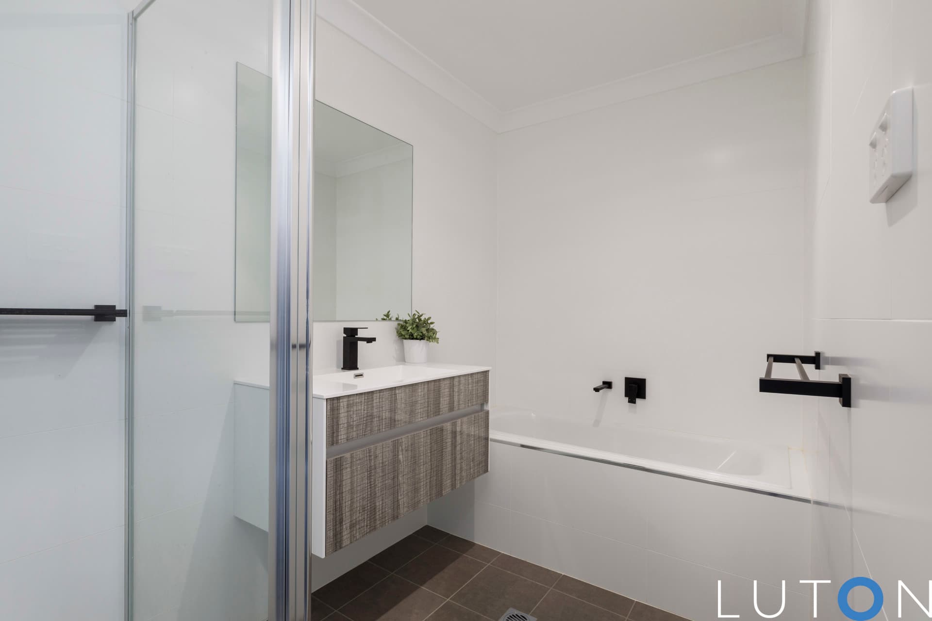 66 Plimsoll Drive, Casey ACT 2913, Casey - Thumbnail 4