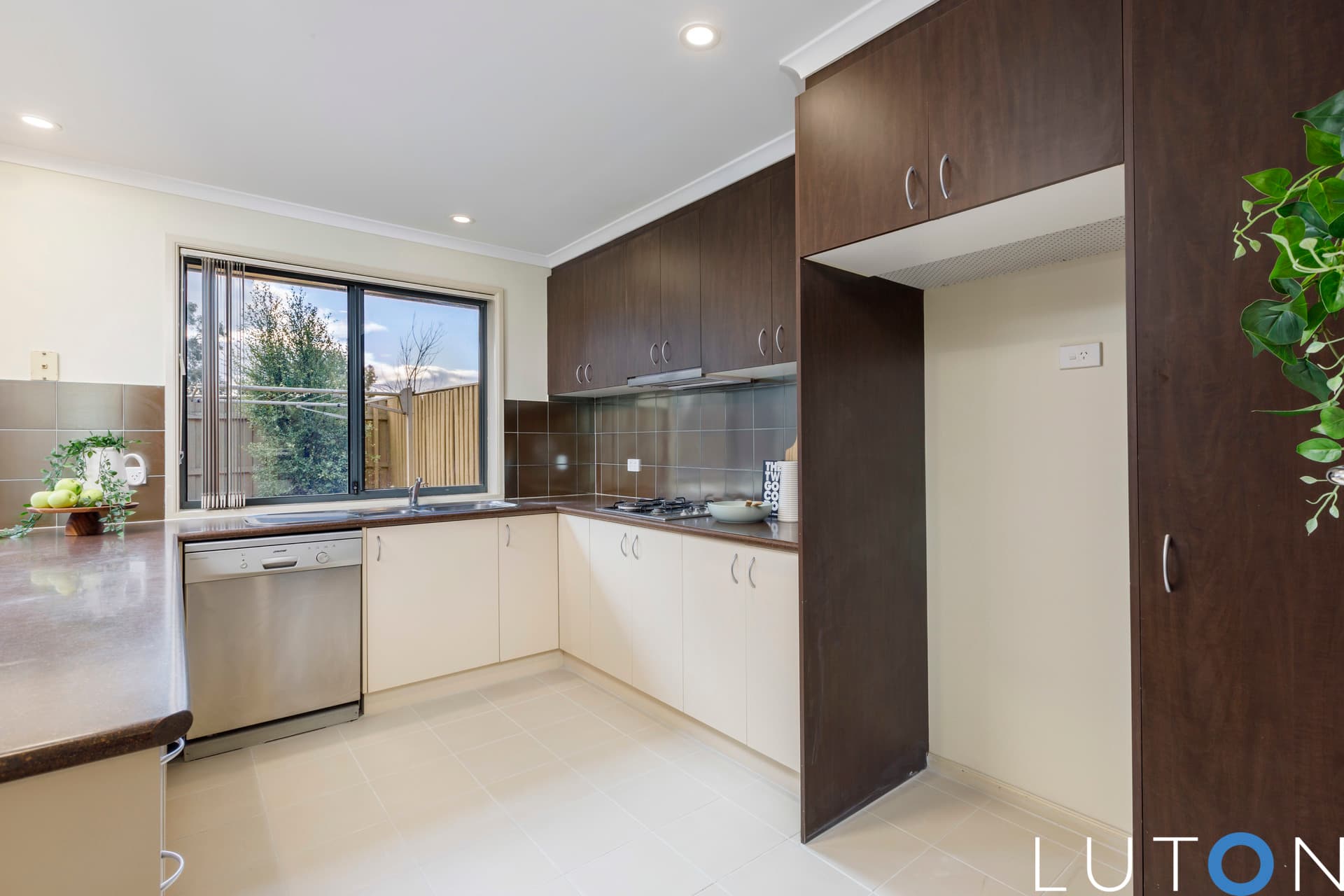 8/15 Oxenham Circuit, Gordon ACT 2906, Gordon - Image 1