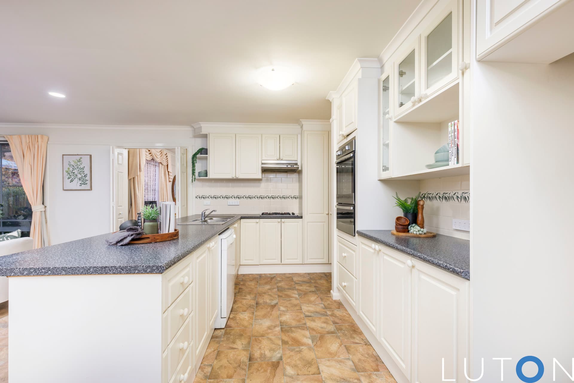 3 Oddie Place, Conder ACT 2906, Conder - Thumbnail 2