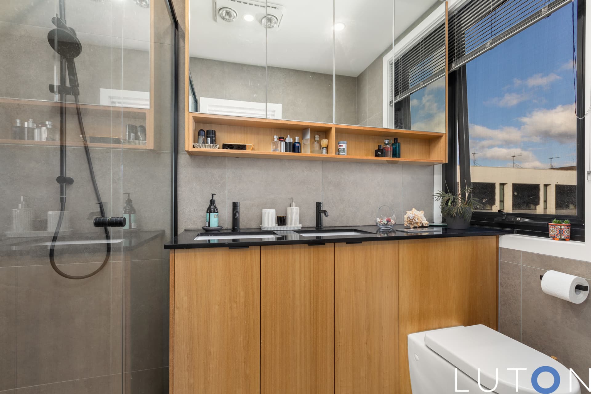 4/70 Henty Street, Braddon ACT 2612, Braddon - Image 1
