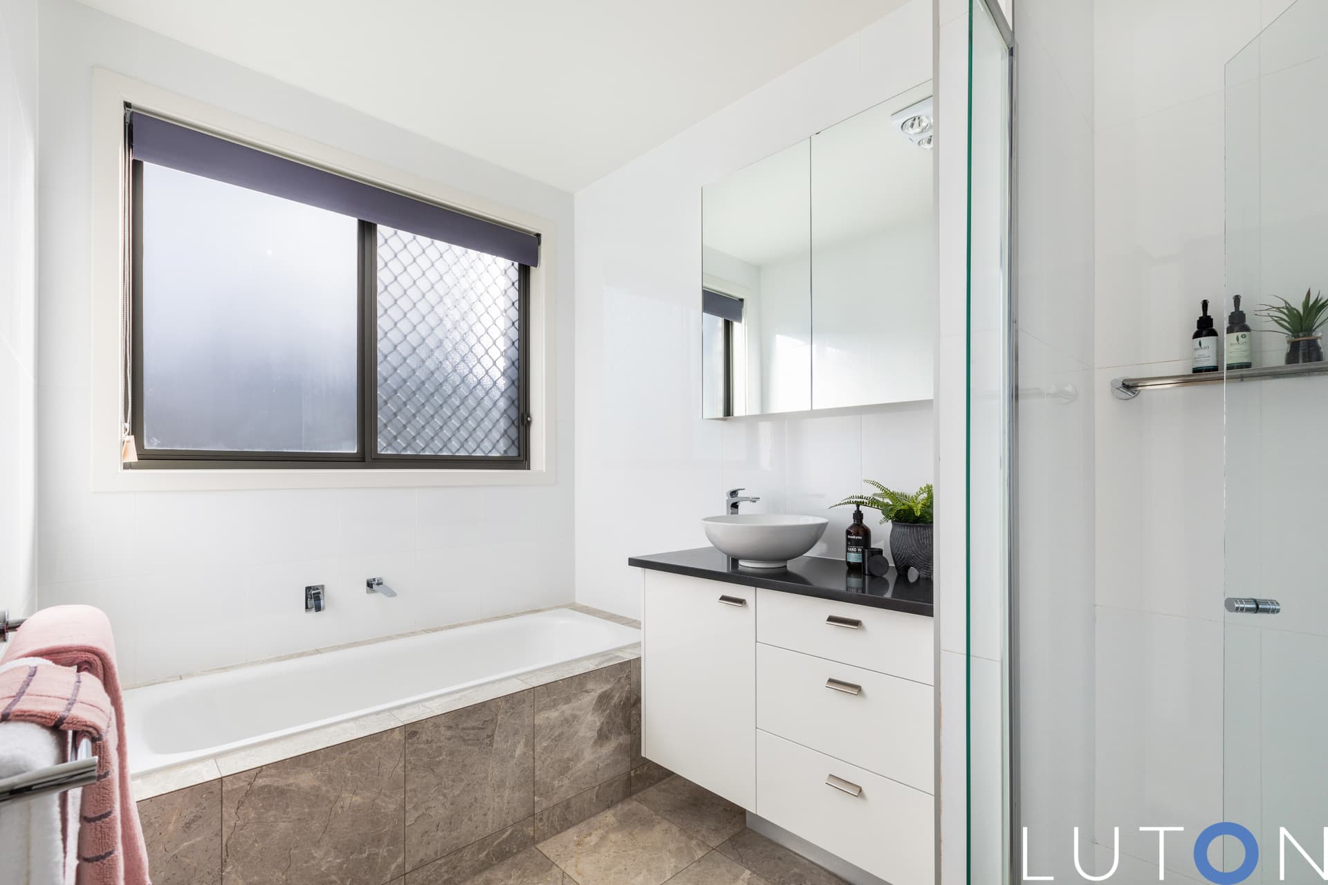 36 Cazneaux Crescent, Weston ACT 2611, Weston - Thumbnail 5