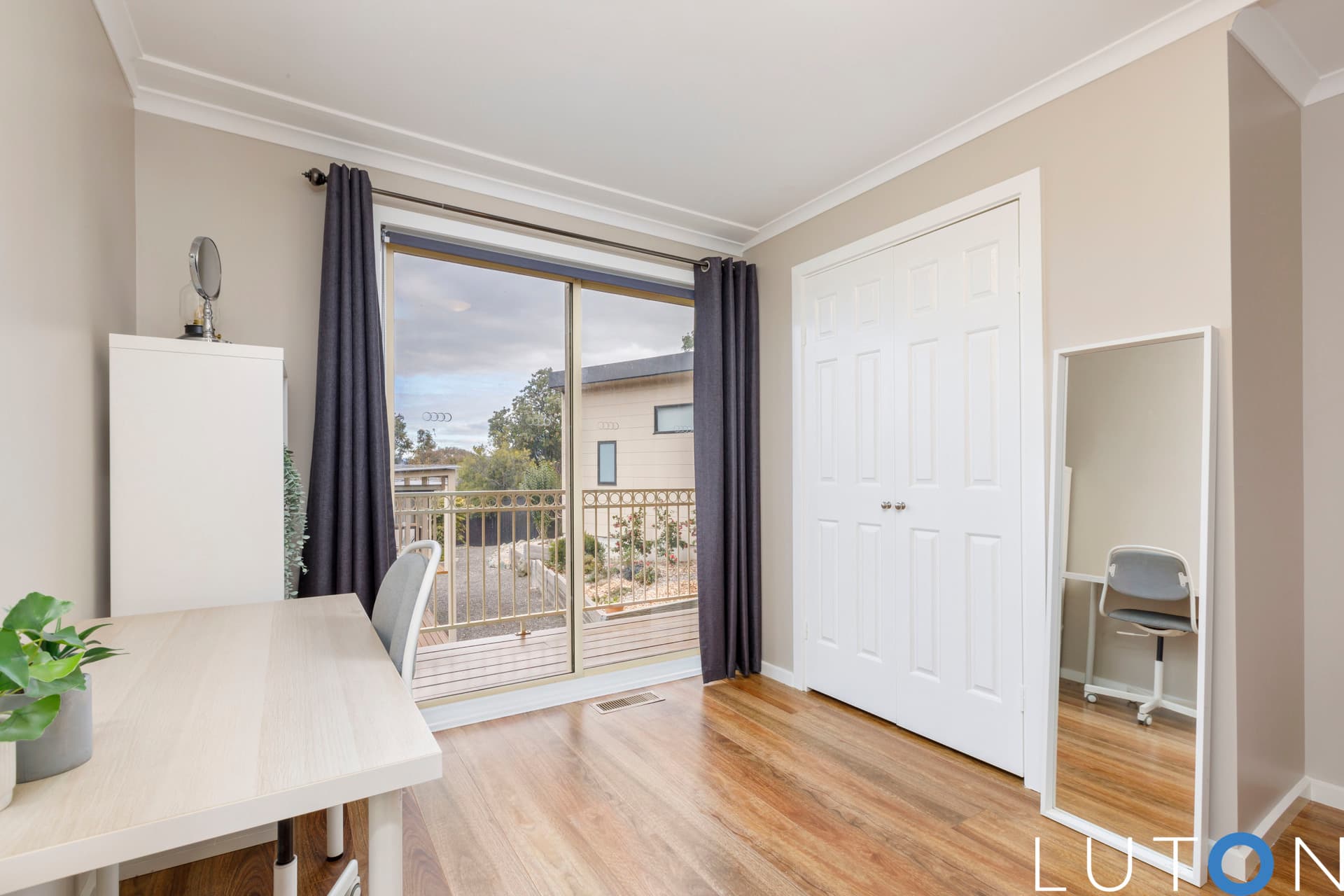 13 Richter Close, Fadden ACT 2904, Fadden - Thumbnail 2
