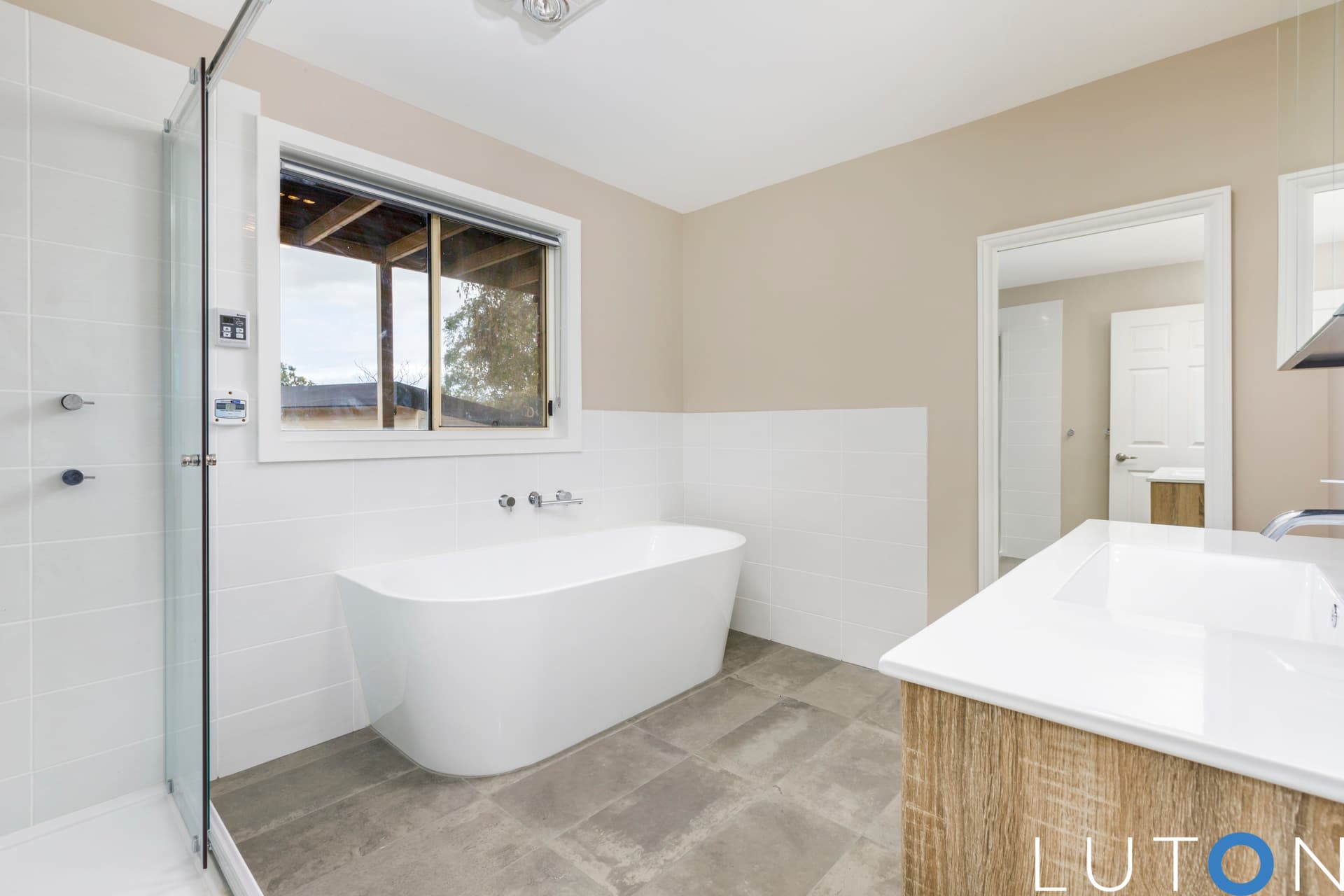 13 Richter Close, Fadden ACT 2904, Fadden - Thumbnail 5