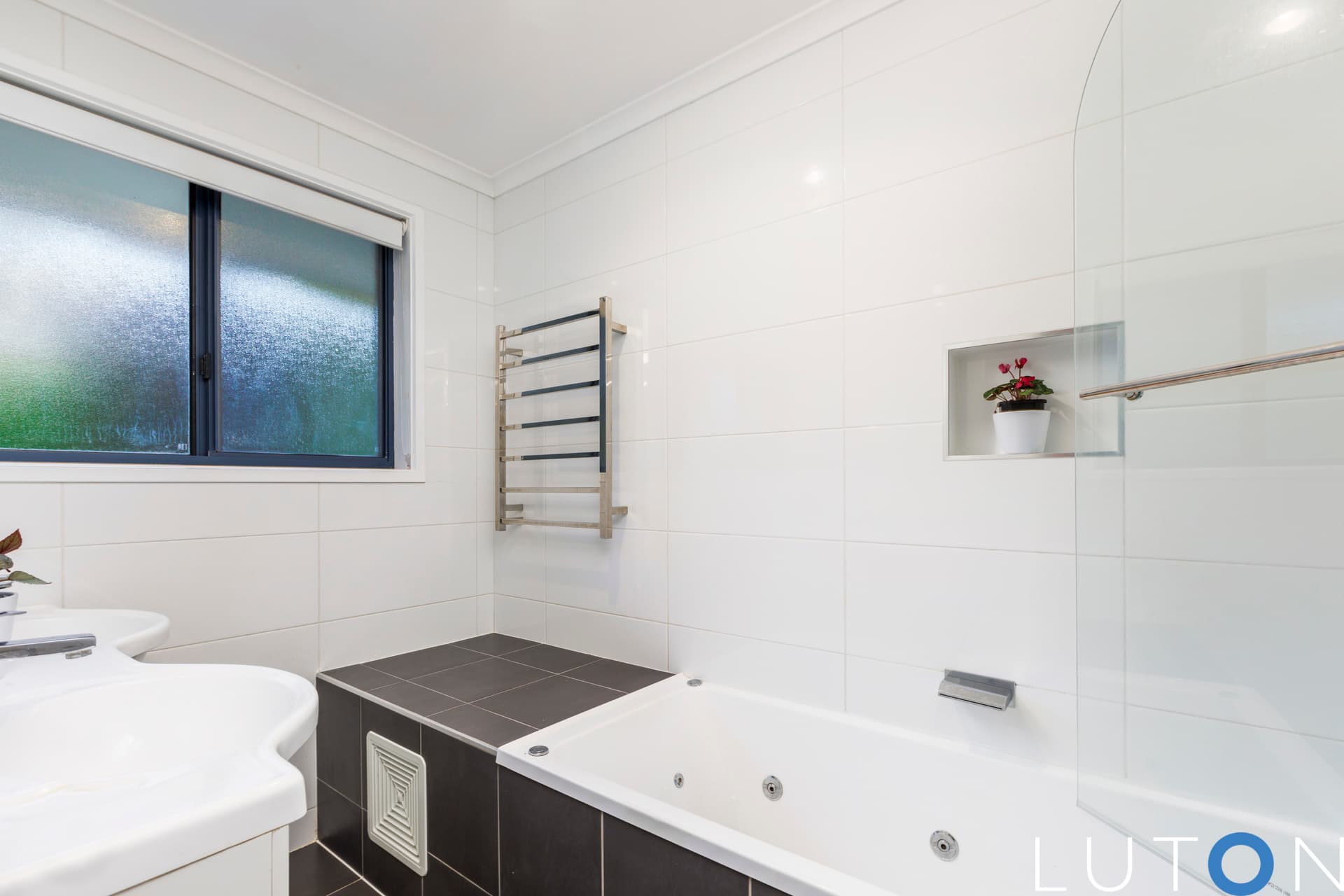 41 Williamson Street, Holder ACT 2611, Holder - Image 1