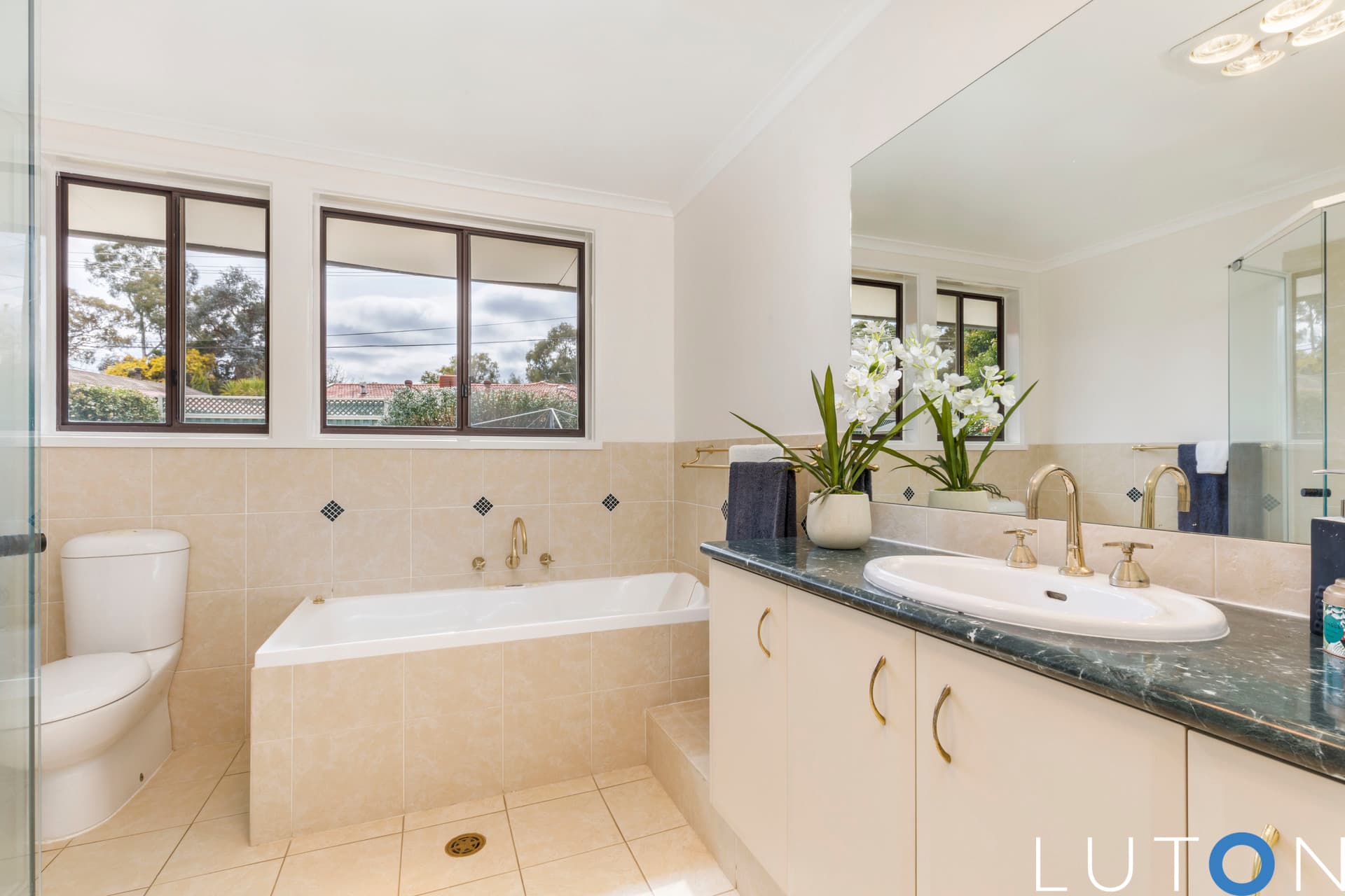 4 Graves Place, Kambah ACT 2902, Kambah - Thumbnail 2