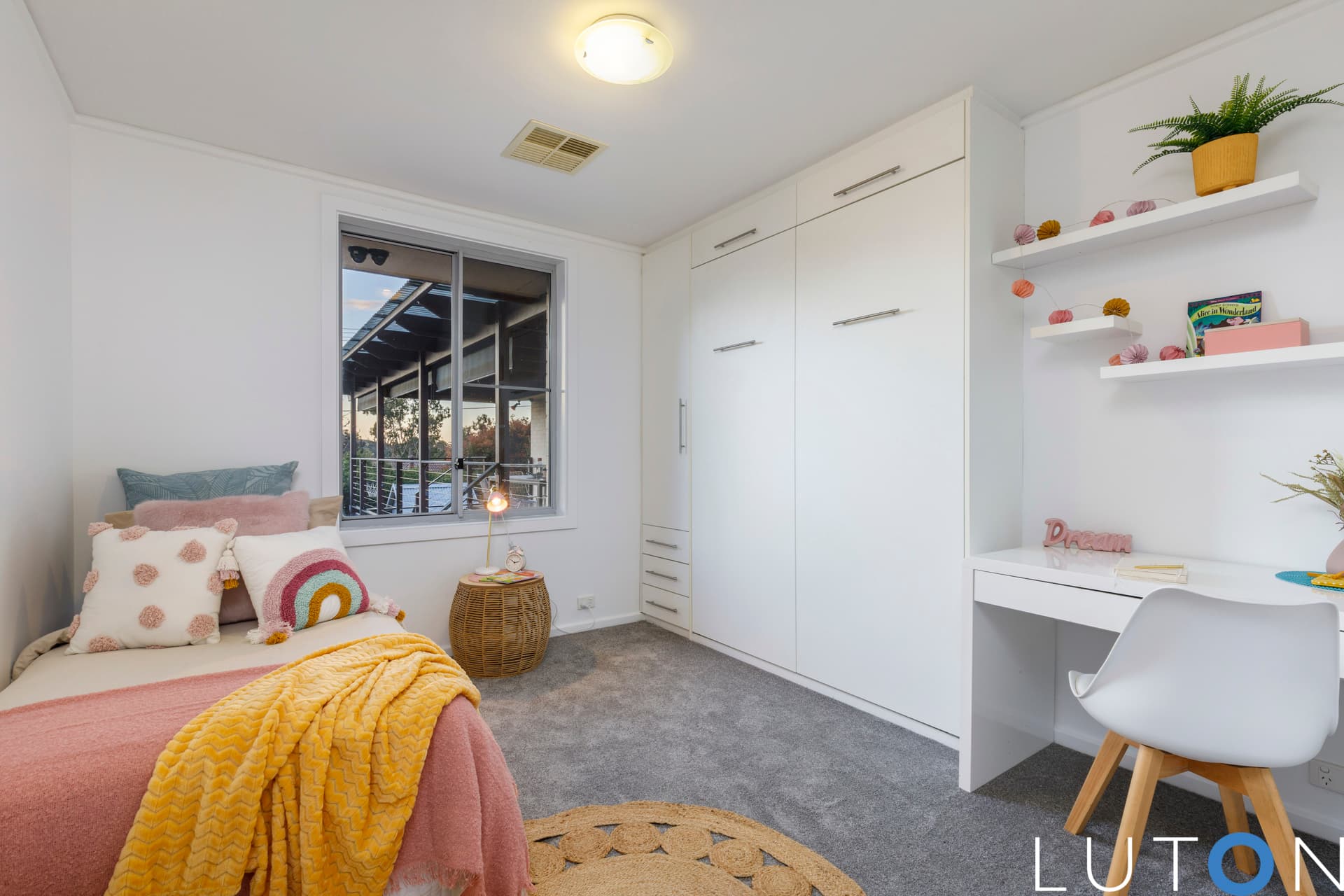 31 Croton Street, Rivett ACT 2611, Rivett - Thumbnail 2
