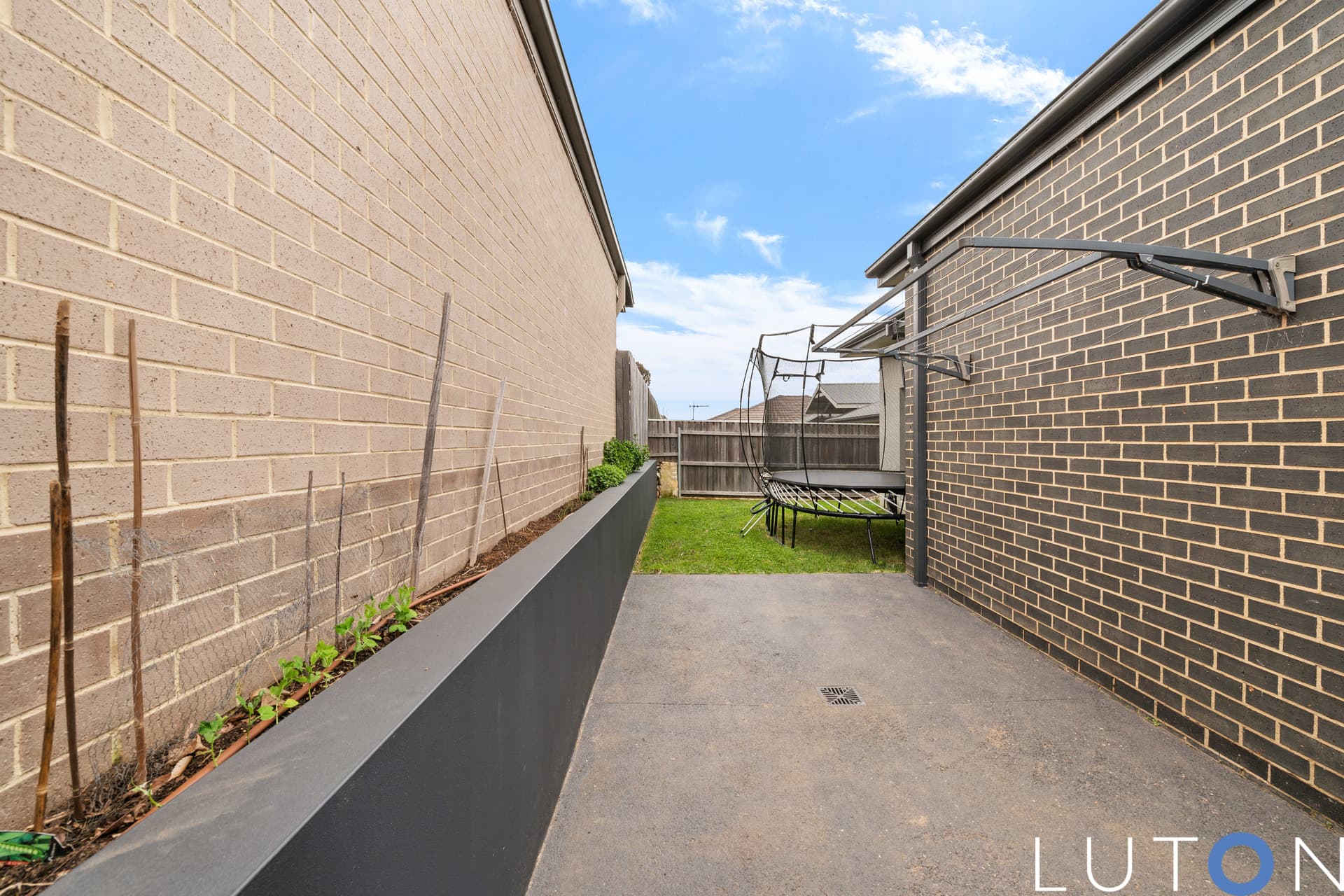 6 Kevin Curtis Crescent, Casey ACT 2913, Casey - Thumbnail 4