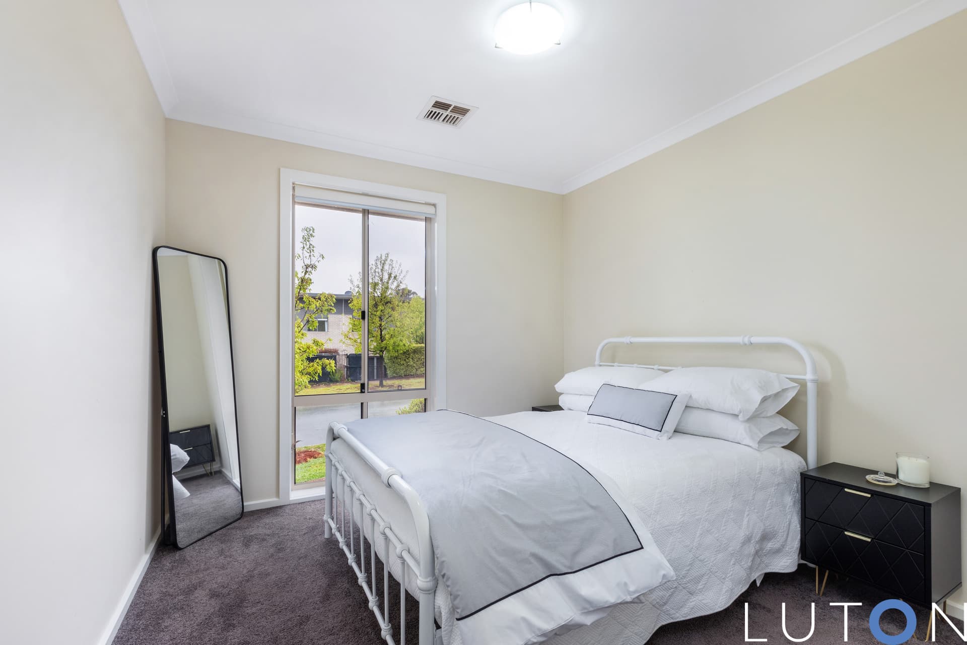 1 Annie Douglas Street, Casey ACT 2913, Casey - Thumbnail 2